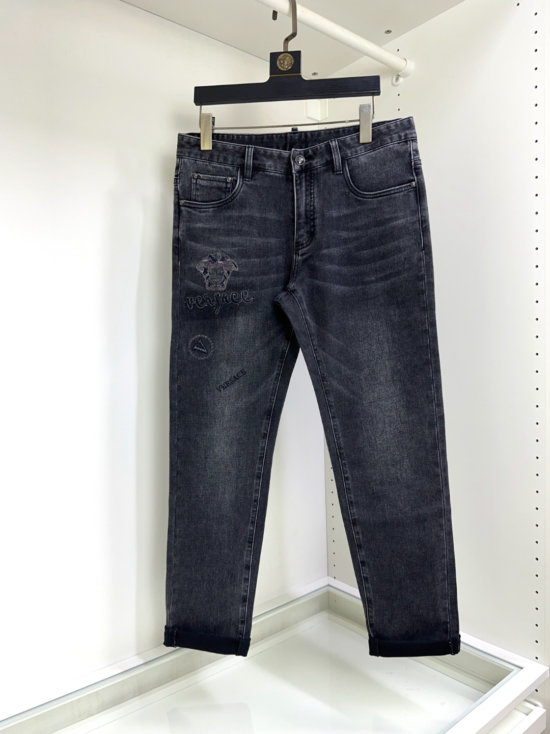 🔥🔥🐂 🌟 Versace 范思哲 🌟🇮🇹🌟 🔥新款新品 专柜有售 实体店极品牛仔裤🐂专柜原版11好货，