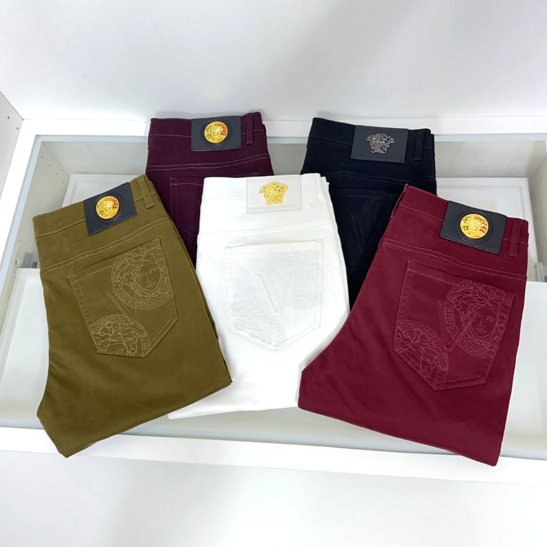 🔥🔥🐂 🌟 Versace 范思哲 🌟🇮🇹🌟 🔥新款新品 专柜有售 实体店极品牛仔裤🐂专柜原版11好货，