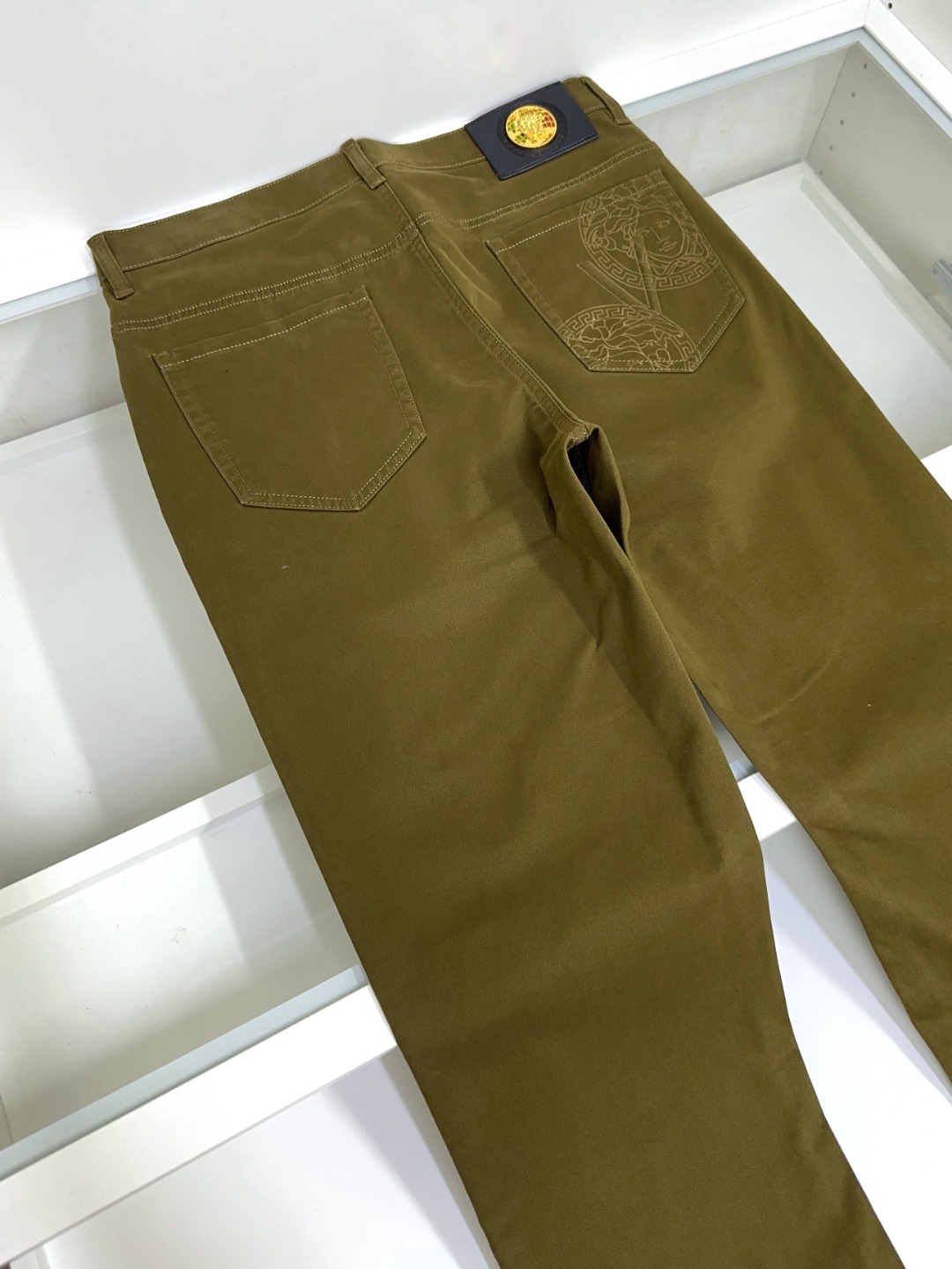 🔥🔥🐂 🌟 Versace 范思哲 🌟🇮🇹🌟 🔥新款新品 专柜有售 实体店极品牛仔裤🐂专柜原版11好货，