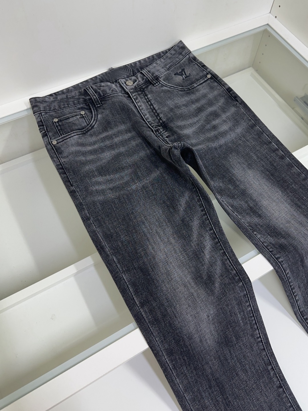 🔥🔥🐂 🌟 LV 路易威登 🌟🇮🇹🌟 🔥新款新品 专柜有售 实体店极品牛仔裤🐂专柜原版11好货，适合各个