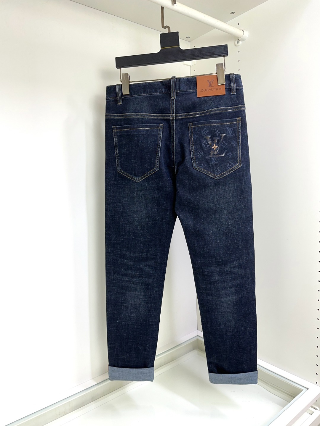 🔥🔥🐂 🌟 LV 路易威登 🌟🇮🇹🌟 🔥新款新品 专柜有售 实体店极品牛仔裤🐂专柜原版11好货，适合各个