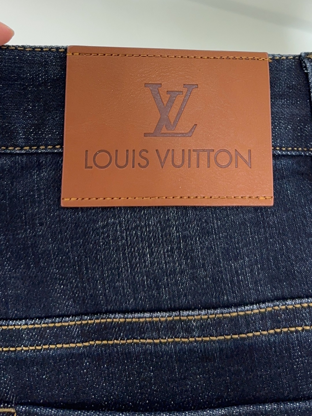 🔥🔥🐂 🌟 LV 路易威登 🌟🇮🇹🌟 🔥新款新品 专柜有售 实体店极品牛仔裤🐂专柜原版11好货，适合各个