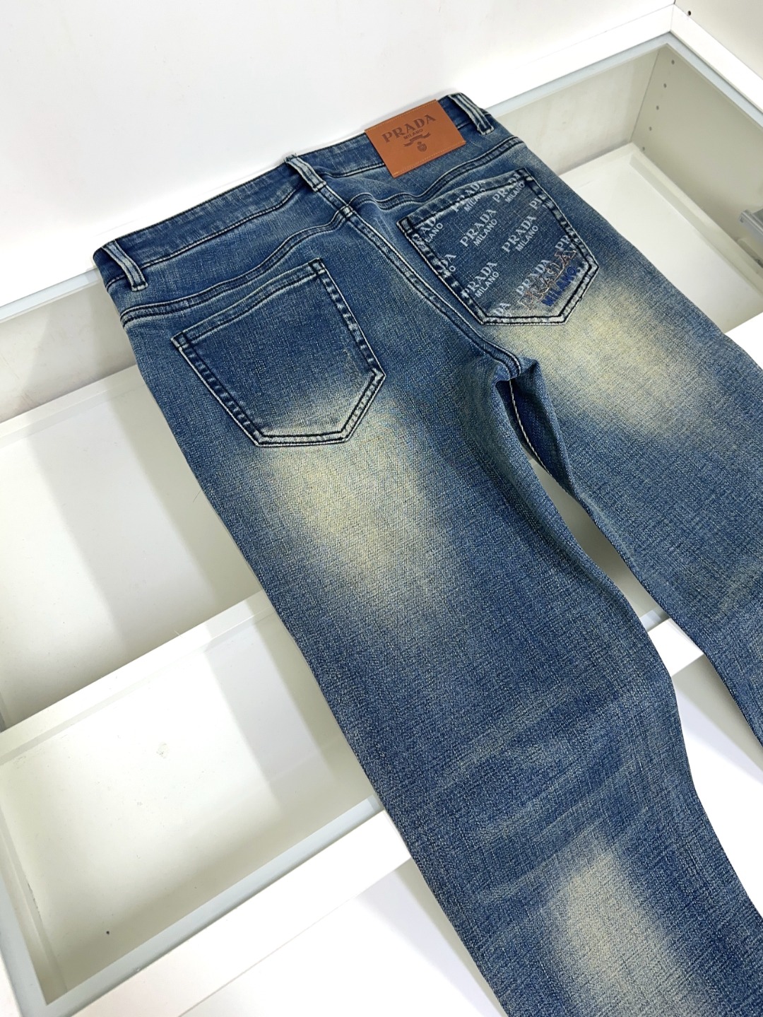 🔥🔥🐂 🌟 Prada 普拉达 🌟🔥爆款来袭 🔥新款新品 专柜有售 实体店已极品牛仔裤🐂专柜原版11好货
