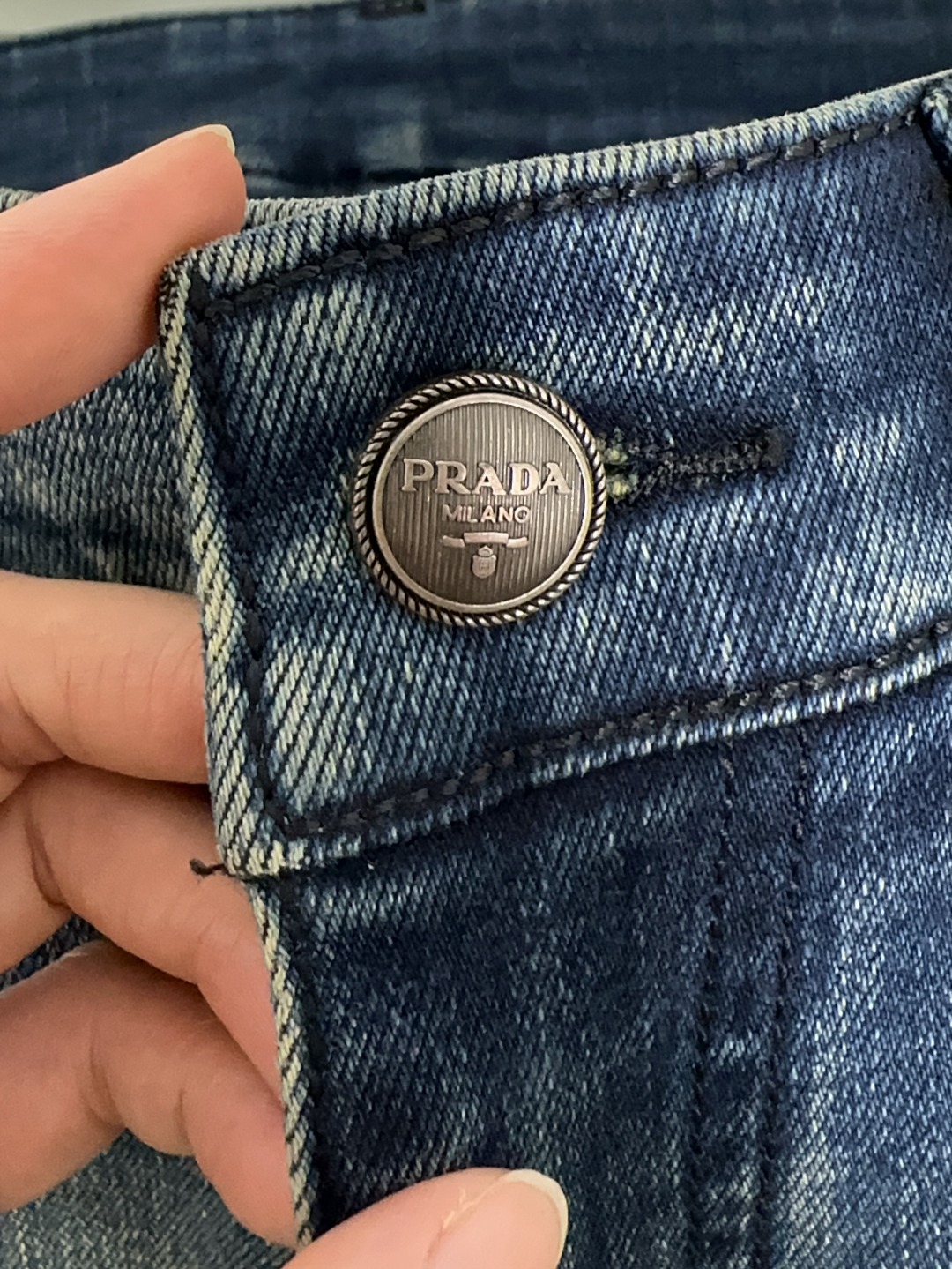 🔥🔥🐂 🌟 Prada 普拉达 🌟🔥爆款来袭 🔥新款新品 专柜有售 实体店已极品牛仔裤🐂专柜原版11好货