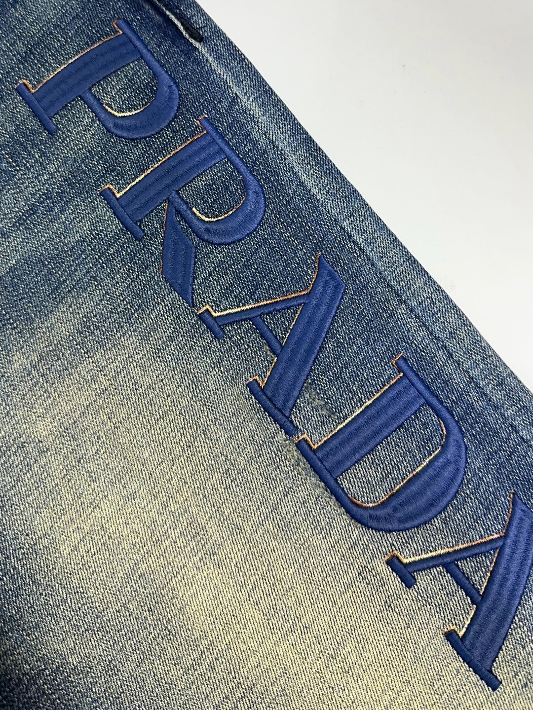 🔥🔥🐂 🌟 Prada 普拉达 🌟🔥爆款来袭 🔥新款新品 专柜有售 实体店已极品牛仔裤🐂专柜原版11好货