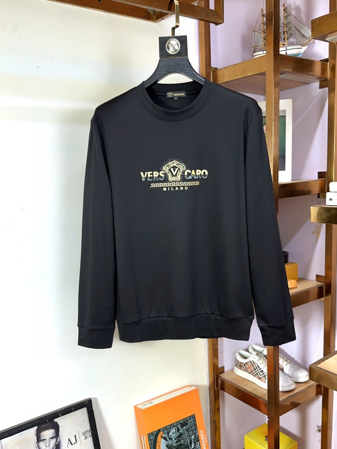  🐮Versace 范思哲 休闲圆领款时尚百搭卫衣，独家定制纯棉380克、科技面料，定制原版螺纹，档次极