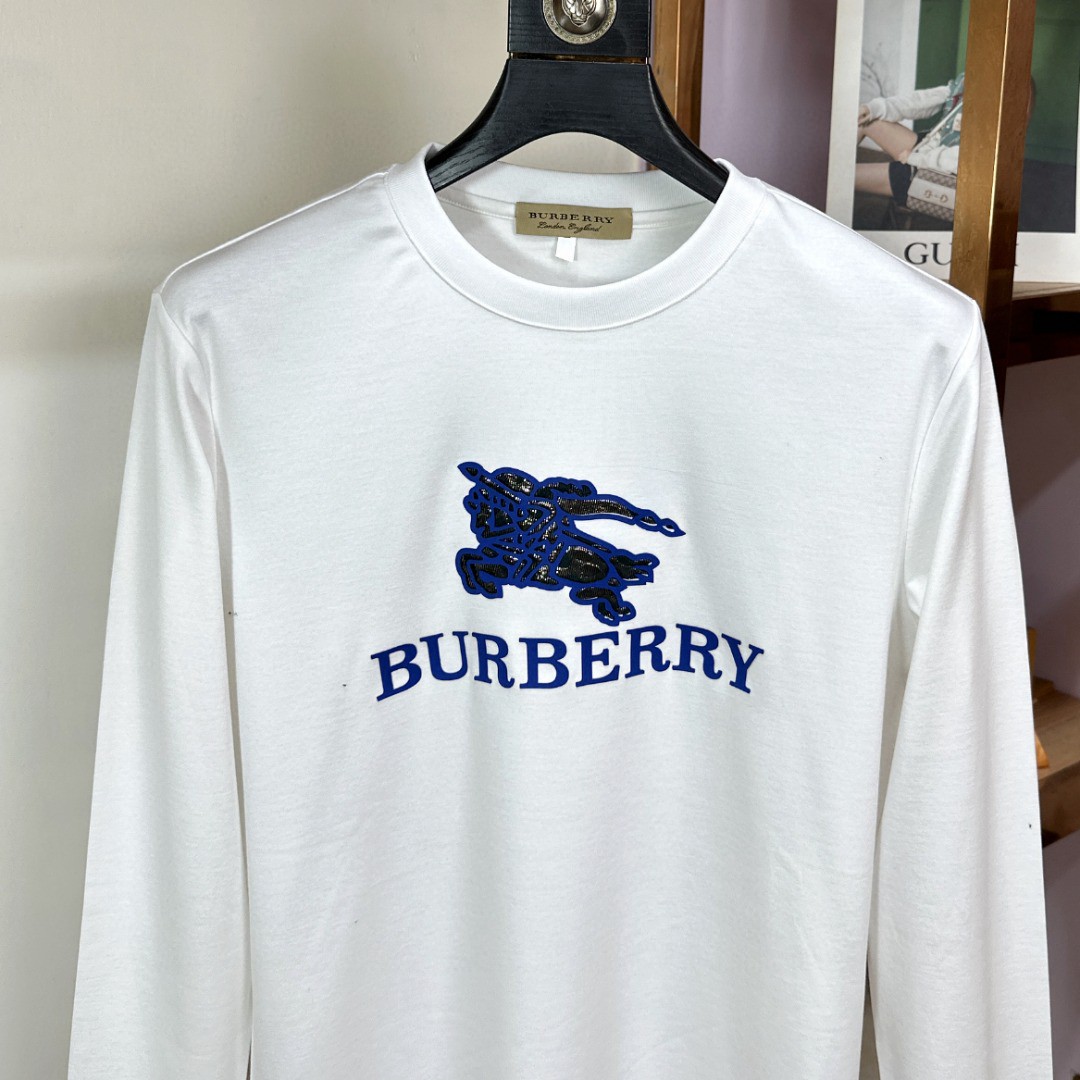  🐮 Burberry 巴宝莉 🔥🆕顶级圆领长袖卫衣👍高级定制百搭款式 任何人都可以轻松驾驭 面料全订制