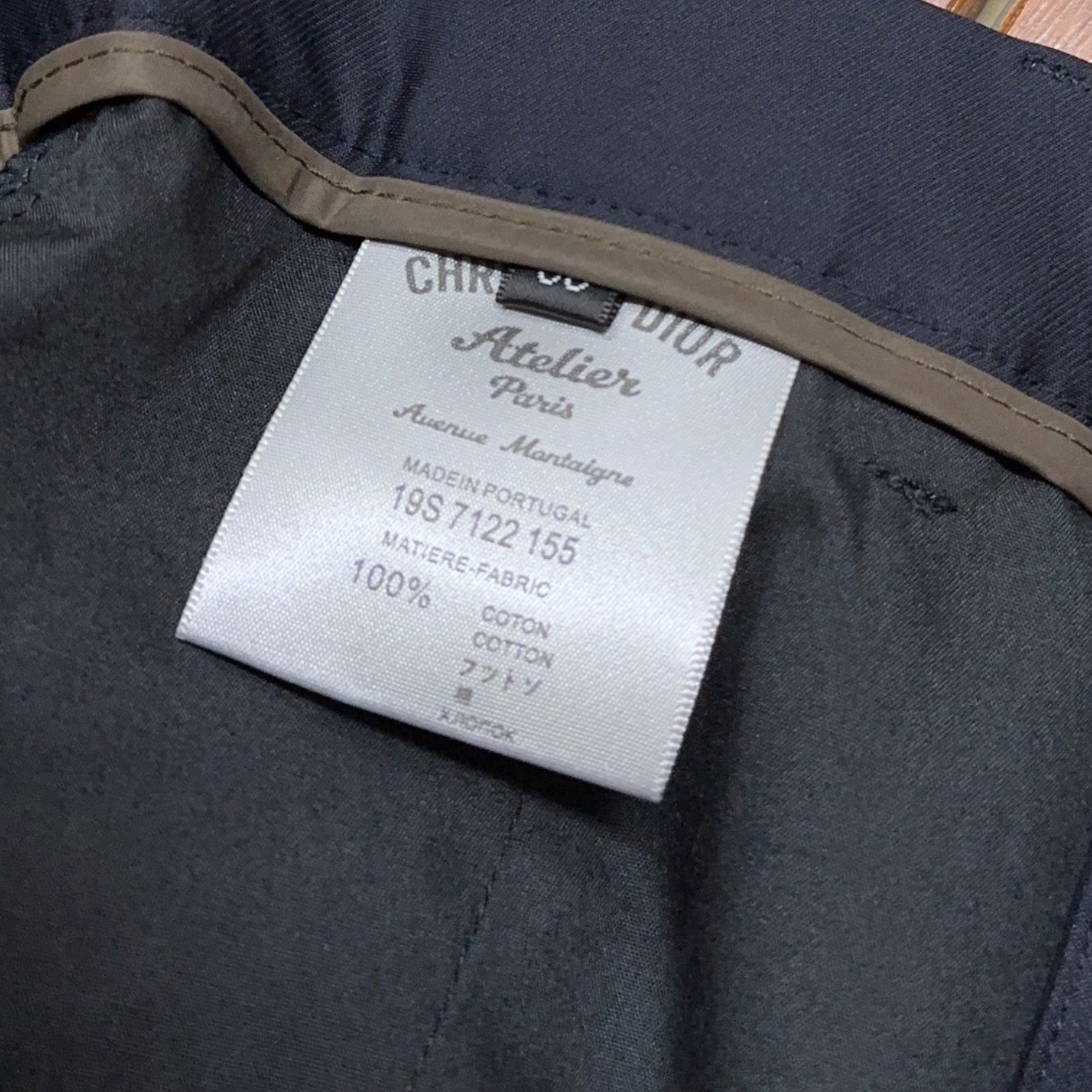 ￼ 🐂 🌟 Dior 迪奥 🌟🇮🇹🌟 🔥新款新品 专柜有售 实体店极品休闲裤🐂专柜原版11好货，适合各个