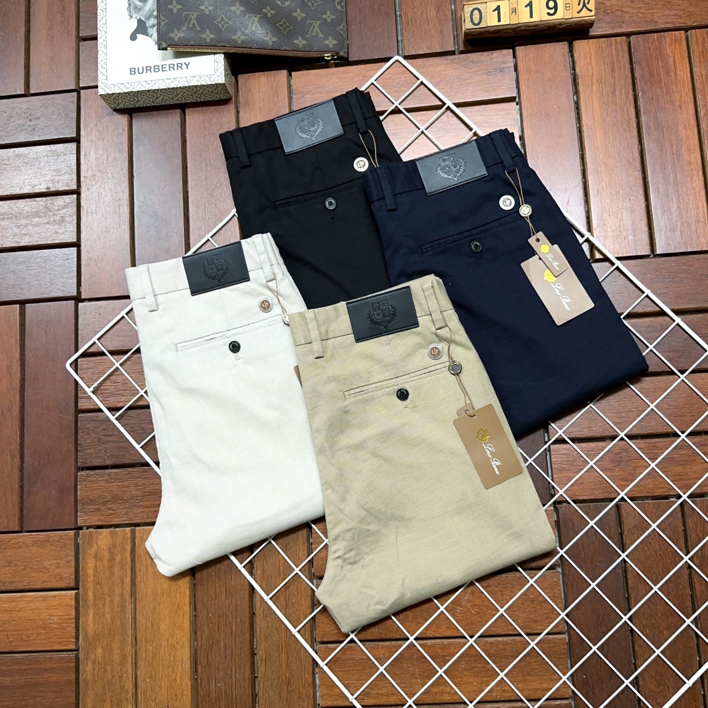 ￼ 🐂 🌟 LP 🌟🇮🇹🌟 🔥新款新品 专柜有售 实体店极品休闲裤🐂专柜原版11好货，适合各个年龄段。市