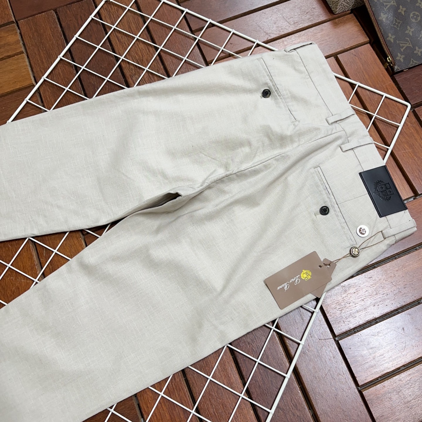 ￼ 🐂 🌟 LP 🌟🇮🇹🌟 🔥新款新品 专柜有售 实体店极品休闲裤🐂专柜原版11好货，适合各个年龄段。市