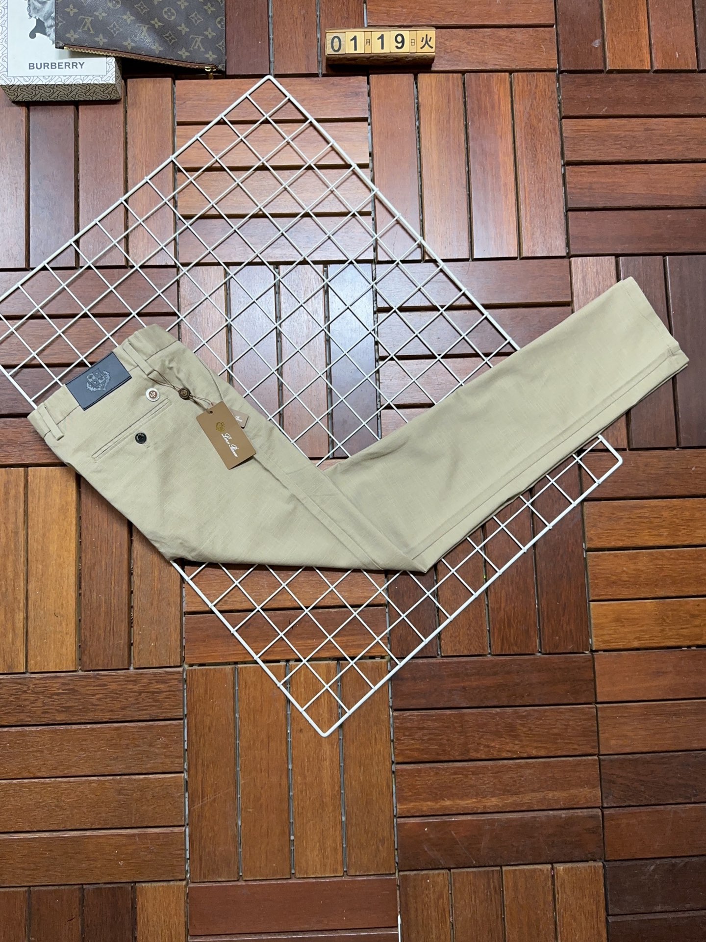 ￼ 🐂 🌟 LP 🌟🇮🇹🌟 🔥新款新品 专柜有售 实体店极品休闲裤🐂专柜原版11好货，适合各个年龄段。市