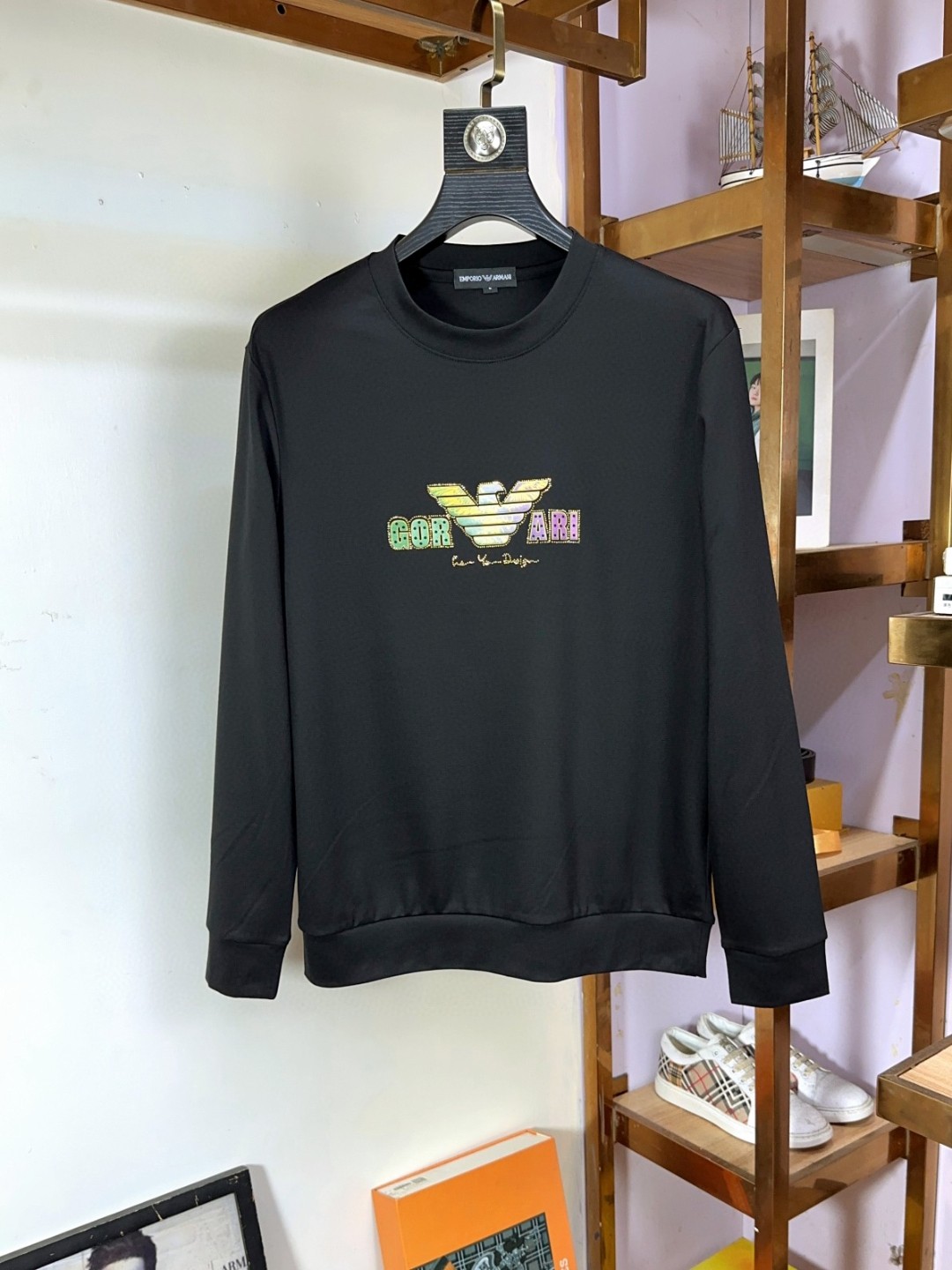  🐮Armani 阿玛尼 休闲圆领款时尚百搭卫衣，独家定制纯棉380克、科技面料，定制原版螺纹，档次极高