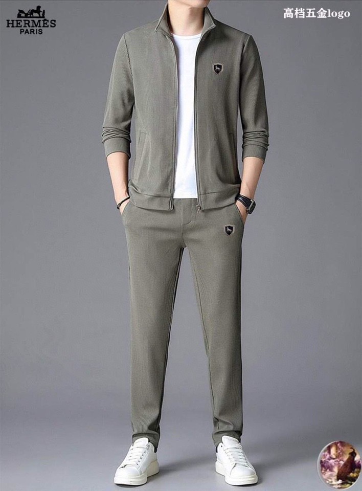 NO:116613,Hermes Hermes High-quality new fabric Original hardware accessories High-version original single model High-quality Spring new set For sale First choice of taste Real photos, high-quality fabric Original quality first choice Please see the details, standard for men, classic and versatile, base and outfit, first choice of taste, real OEM, produced by the factory, very high-quality, comfortable, soft and stylish, careful, size M-4XL, hermes, hermes, alexander wang19860909Hermes 爱马仕 高品质新面料 原单五金配件 高版本原单款 高品质 春季新款套装 抢新出售 品味首选 实拍好货,高品质面料 原单品质首选 请看细节图, 男士标配 经典百搭 打底外穿 品味首选,真正的代工厂出品,送人自己穿都非常显档次,舒适,柔软有型,仔细,尺码M-4XL,,hermes,hermes,alexander wang,Men's clothing