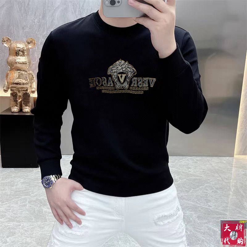  🐮Versace 范思哲 休闲圆领款时尚百搭卫衣，独家定制纯棉380克、科技面料，定制原版螺纹，档次极