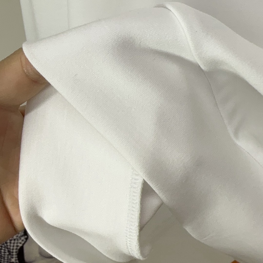  🐮Armani 阿玛尼 休闲圆领款时尚百搭卫衣，独家定制纯棉380克、科技面料，定制原版螺纹，档次极高
