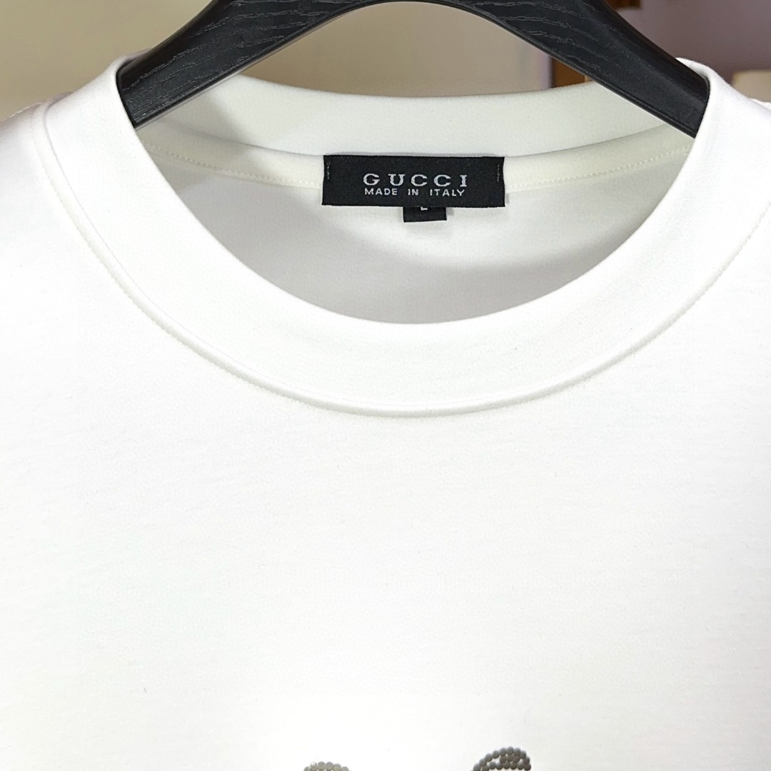  🐮Gucci 古奇 休闲圆领款时尚百搭卫衣，独家定制纯棉380克、科技面料，定制原版螺纹，档次极高，工