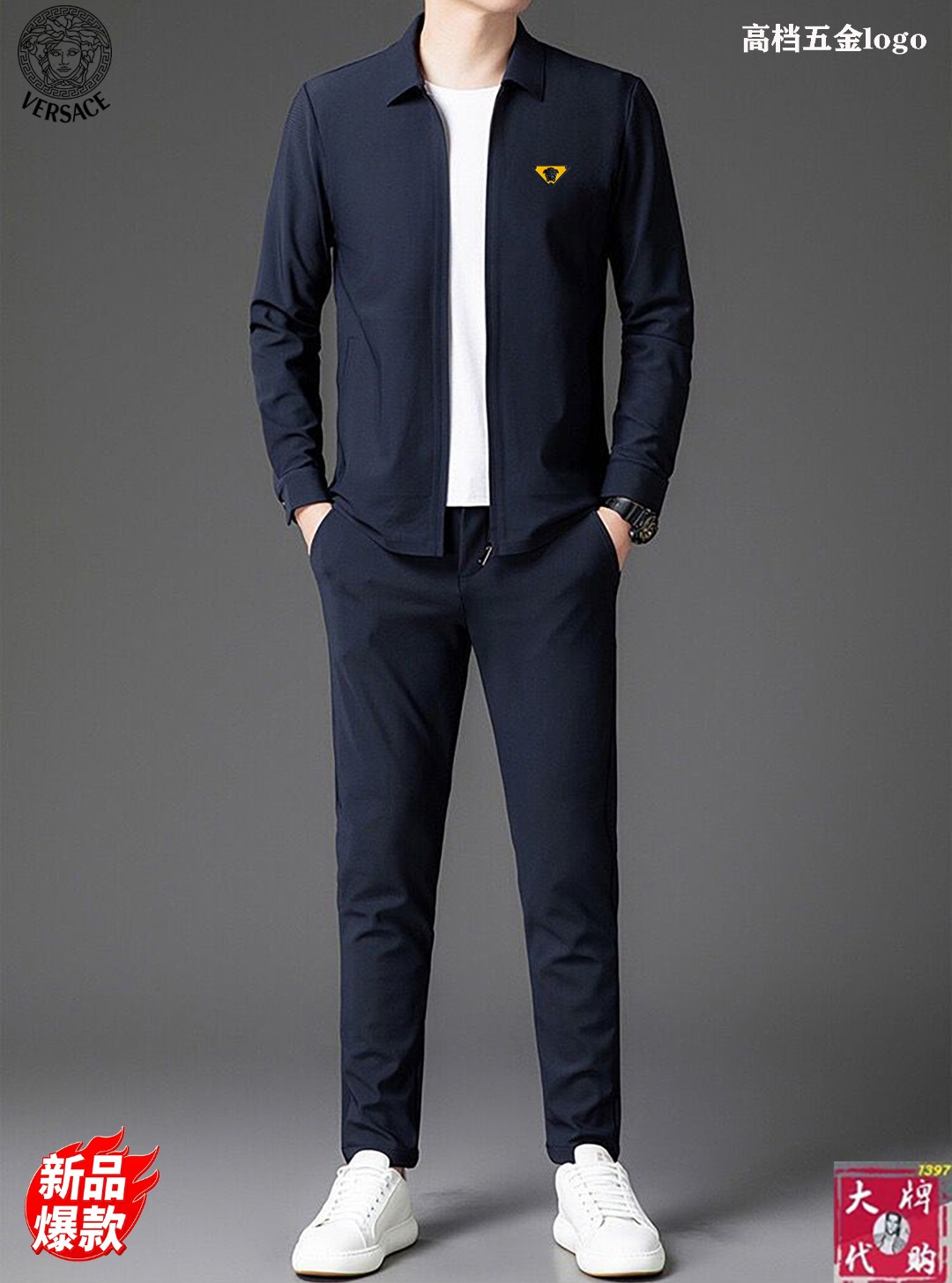 NO:119839,Versace New autumn and winter jacket cardigan set!  High-end custom fabrics!  Exclusive first new product, the official website synchronizes the Milan catwalk model, and the top quality goods (173 130 catties wear) standard code number!  The latest top official website original list, a new experience, three-dimensional tailoring of the counter fabric, new hardware accessories, delicate and soft feel, comfortable and breathable upper body, big brand style, luxury and atmospheric, texture only imported from Italy customization, versatile style, not picky in people, fine workmanship and meticulous, no pressure to enter and exit the counter, absolutely worth a piece of good product!  M-4XL (can wear about 195 catties), versace, versace, jackets & coats, alexander wang19860909Versace 范思哲 秋冬季新款外套开衫套装！高端定制面料！独家首发新品 ,官网同步米兰走秀款 实物拍摄顶级好货（173 130斤穿l）标准码数！最新顶尖官网原单,全新体验 专柜面料立体剪裁 全新五金配件、手感细腻柔软 上身舒适透气 大牌风范 奢华大气 进口意大利定制才有的质感 百搭款式 穿着不挑人 ,做工精细一丝不苟 ,出入专柜无压力 绝对值得人手一件的好货！码数M-4XL（可穿195斤左右）,,versace,versace,jackets & coats,alexander wang,Men's clothing