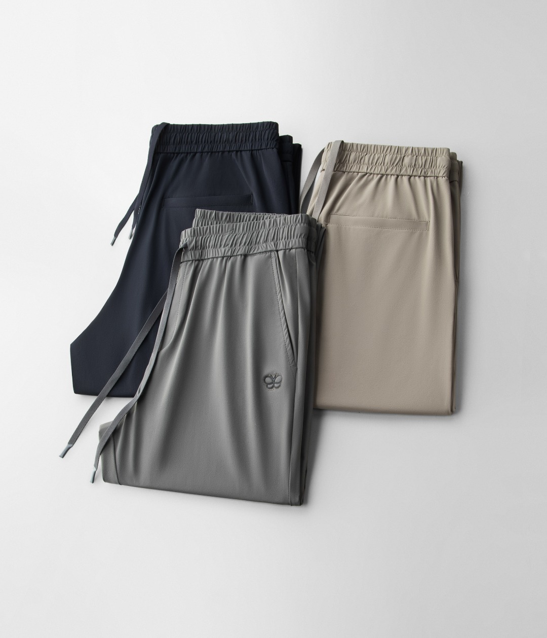 NO:124806,[BV Bottiga] New summer style, new taste and value sharing, popular elastic casual pants, very comfortable to wear, low-key and luxurious, very classy when worn, no need to say much about the style and cutting of the pants, the upper body is exquisite and vivid. The truly first-class quality is the real palace-grade casual pants, which are made of Turkey's cotton, produce the most famous tannin cloth. The quality is excellent, and the pants are soft after heavy washing!  The straight-footed style is not picky, the upper body is absolutely stylish, the expert design is extremely luxurious.  Count 29-38, bottega veneta, alexander wang19860909【 BV 宝缇嘉】 夏季新款 全新品味与价值共享 爆款松紧带休闲裤 身穿着非常舒适 低调不失奢华 穿出去非常有档次,裤型款式和裁剪亦无需多言 上身精致跃然.真正一等一顶级质料 真正殿堂级的休闲裤,选用土耳其的棉花 生产出最有名的单宁布 品质卓然,经过重水洗使得裤子很柔软！直脚的版型 不挑人 上身绝对的有型 达人设计 极度奢华．码数29-38,,bottega veneta,alexander wang,Men's clothing