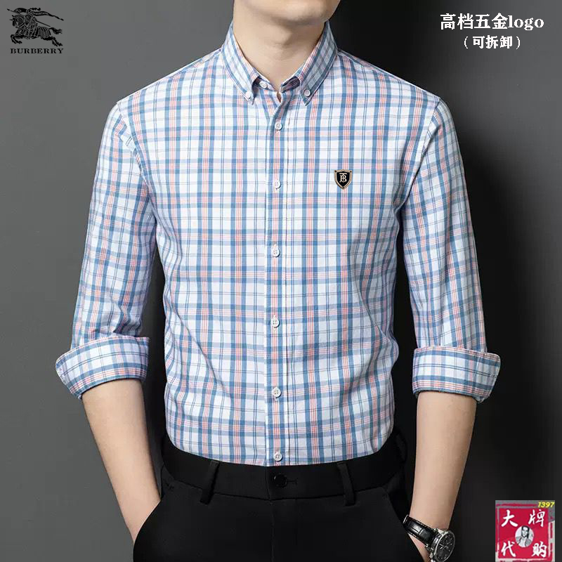 NO:129906,【Burberry】New summer fashion long-sleeved style, world's top men's clothing, simple and fashionable, calm and versatile, atmospheric and elegant, extremely comfortable and comfortable experience High-end fabrics, bright colors, ultimate smooth touch, delicate and not easy to wrinkle, luxurious and noble, crisp and stylish, locking needles, high-density sewing, all details are meticulous!  Worth owning.  Code number M-4XL, burberry, burberry, alexander wang19860909【Burberry 巴宝莉】夏季新款时尚长袖, 全球顶级男装,简约时尚,从容百搭,大气优雅 极度舒适体验 高端面料 色泽鲜艳 极致顺滑触感 细腻不易起皱 奢华高贵 挺括有型 锁针、高密度缝制,一切的细节处理一丝不苟！值得拥有．码数M-4XL,,burberry,burberry,alexander wang,Men's clothing