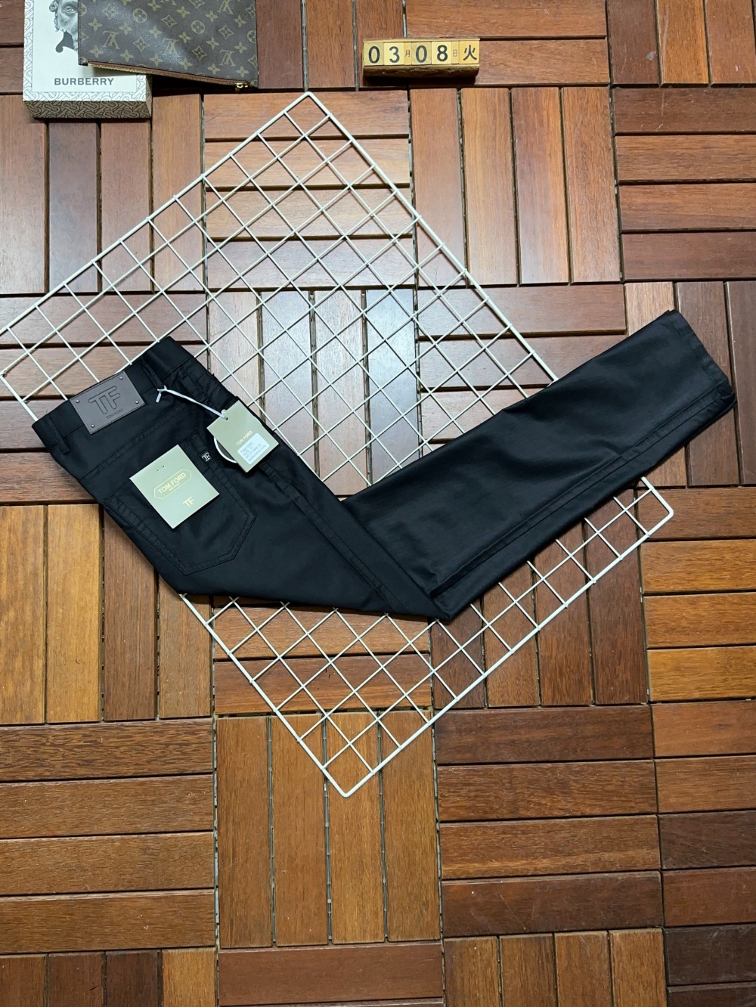 TomFord’s New European Imported Fabric Collection: Stylish, Comfortable, and Versatile - 图片 4