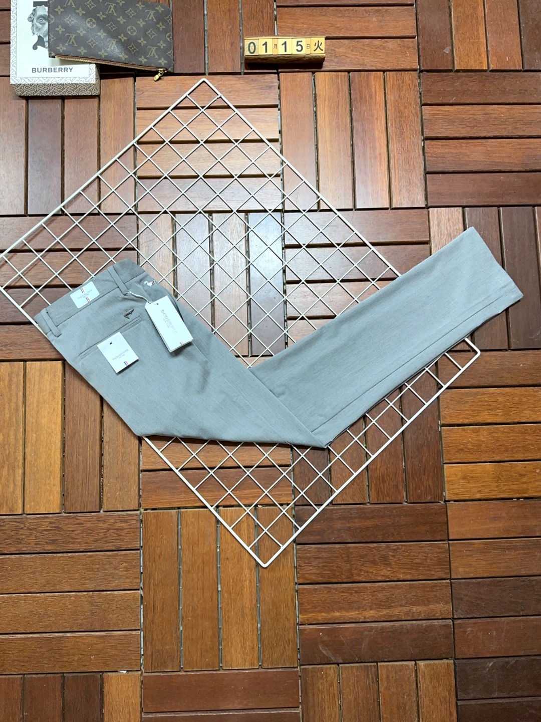 “TomFord’s New European Imported Fabric Fashion Store with Versatile Styles” - 图片 2