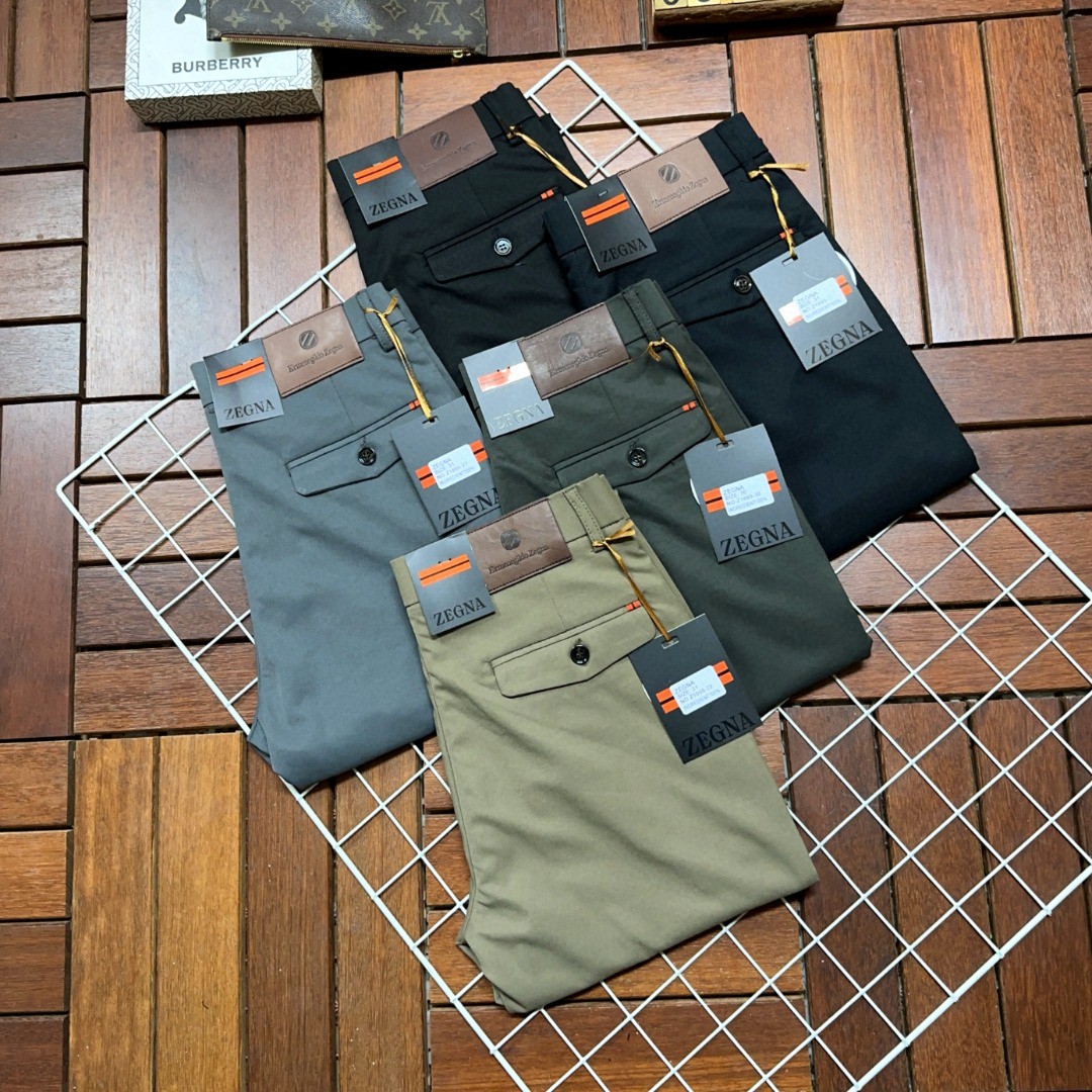 NO:137008,ZZ Jenia's hot products are coming, new models and new products are available for sale in the counter. The physical store has the best casual pants and trousers. The original 1:1 product is suitable for all ages. The highest version of the imported European fabric in the market is comfortable, soft and skin-friendly, with super cool and fashionable and versatile effect, straight and stylish, a must-have for the wardrobe!  Suitable for any occasion Size: 29-40, zegna,alexander wang19860909ZZ杰尼亚爆款来袭 新款新品 专柜有售 实体店已极品休闲裤西裤专柜原版1:1好货,适合各个年龄段.市场最高版本的欧洲进口面料.舒适柔软亲肤,上身效果超级棒时尚百搭,笔挺有型,衣橱必备！适合任何场合穿着 尺码:29-40,,zegna,alexander wang,Men's clothing