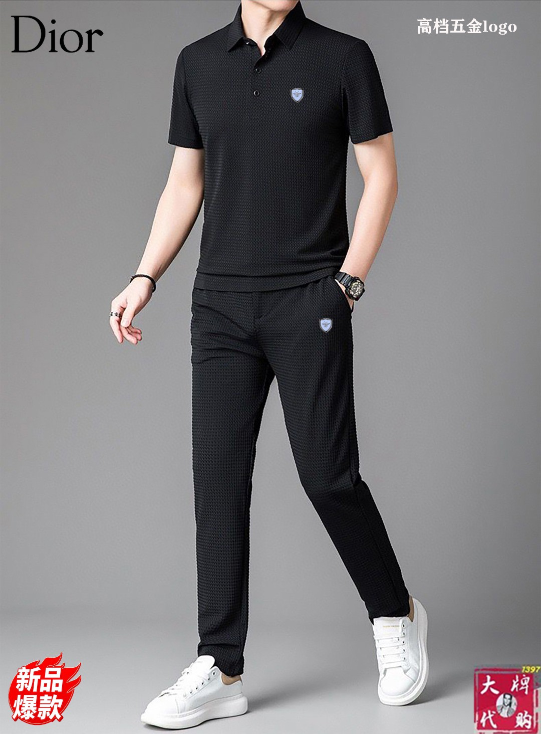 NO:136949,DIOR - New casual short-sleeved suit!  Celebrities’ favorite fashion casual suits, simple and generous, craft design on the official website!  Clean and neat tailored, full of urban style. It is available for exclusive top custom fabrics, soft and dry, and the upper body has a crisp and stylish effect. The three-dimensional cutting process and the style are all high-standard and appropriate silhouette versions!  It’s not tight, just feel good when you wear it. With so many top-quality raw materials, you can create high-end products with unparalleled value. The first choice for high-end fashion fashion people with a complete range of three standards, and the upper body effect is super good!  Code number M-3XL, dior, dior, T-shirt, alexander wang19860909DIOR 迪奥 - 新品休闲短袖套装！明星最爱时装味休闲套装 简单大方,官网11工艺设计！干净利落剪裁 都市风十足 可供独家顶级定制面料,手感软糯干爽,上身效果挺括有型.立体裁剪工艺,版型上都是高标准,恰当好处的廓型版！又恰恰不紧绷,穿上心情就好,如此众多的顶级原料,打造出价值感无与伦比的高端产品,三标齐全高端潮流时尚人士首选,上身效果超级好看！码数M-3XL,,dior,dior,T-shirt,alexander wang,Men's clothing