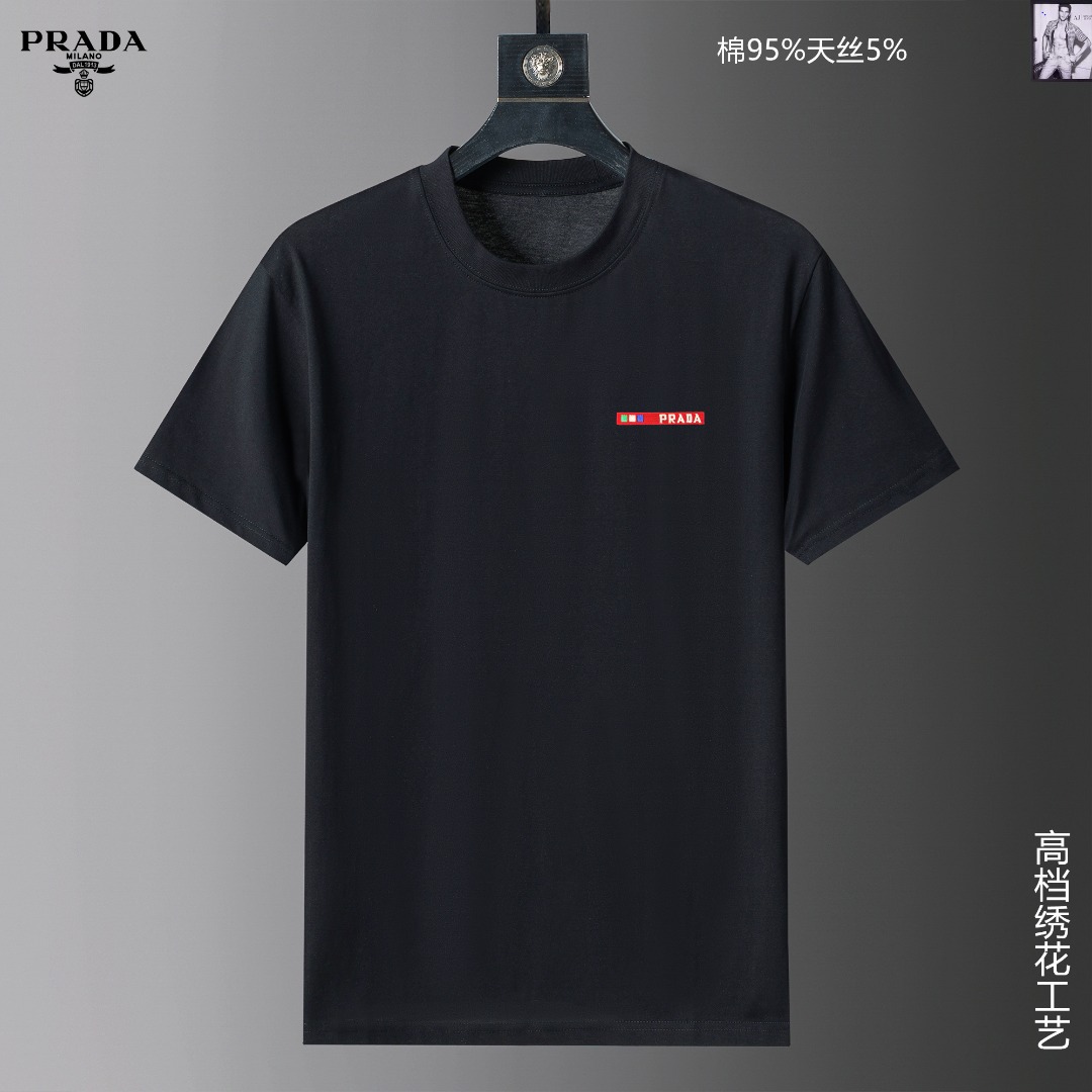 NO:154551,【Prada】New spring style high-end custom fabric short-sleeved, world-class men's clothing, simple and fashionable, calm and versatile, atmospheric and elegant, extremely comfortable and comfortable experience High-end fabrics, bright colors, ultimate smooth touch, delicate and not easy to wrinkle, luxurious and noble, crisp and stylish, lock needles, high-density sewing, all details are meticulous!  Worth owning.  S-2XL can wear up to about 200 catties, prada, prada, T-shirt, alexander wang19860909【 Prada 普拉达】春季新款 高端定制面料短袖, 全球顶级男装,简约时尚,从容百搭,大气优雅 极度舒适体验 高端面料 色泽鲜艳 极致顺滑触感 细腻不易起皱 奢华高贵 挺括有型 锁针、高密度缝制,一切的细节处理一丝不苟！值得拥有．码数S-2XL 最大可穿200斤左右,,prada,prada,T-shirt,alexander wang,Men's clothing