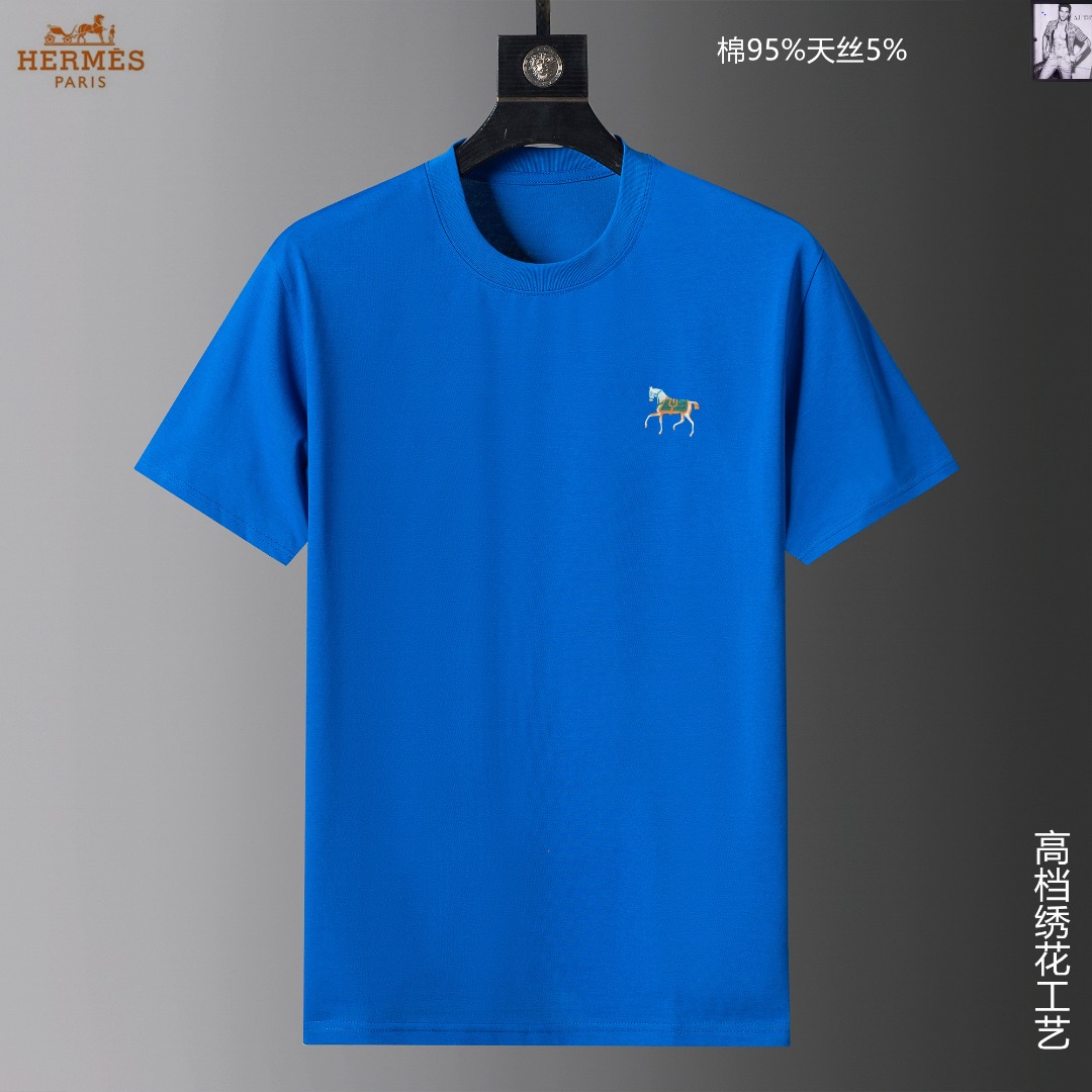 NO:154511,【Hermes】New spring style, high-end custom fabric short-sleeved, world-class men's clothing, simple and fashionable, calm and versatile, atmospheric and elegant, extremely comfortable and comfortable experience, high-end fabric, bright colors, ultimate smooth touch, delicate and not easy to wrinkle, luxurious and noble, crisp and stylish, lock needles, high-density sewing, all details are meticulous!  Worth owning.  S-2XL can wear up to about 200 catties, hermes, hermes, T-shirt, alexander wang19860909【 Hermes 爱马仕】春季新款 高端定制面料短袖, 全球顶级男装,简约时尚,从容百搭,大气优雅 极度舒适体验 高端面料 色泽鲜艳 极致顺滑触感 细腻不易起皱 奢华高贵 挺括有型 锁针、高密度缝制,一切的细节处理一丝不苟！值得拥有．码数S-2XL 最大可穿200斤左右,,hermes,hermes,T-shirt,alexander wang,Men's clothing