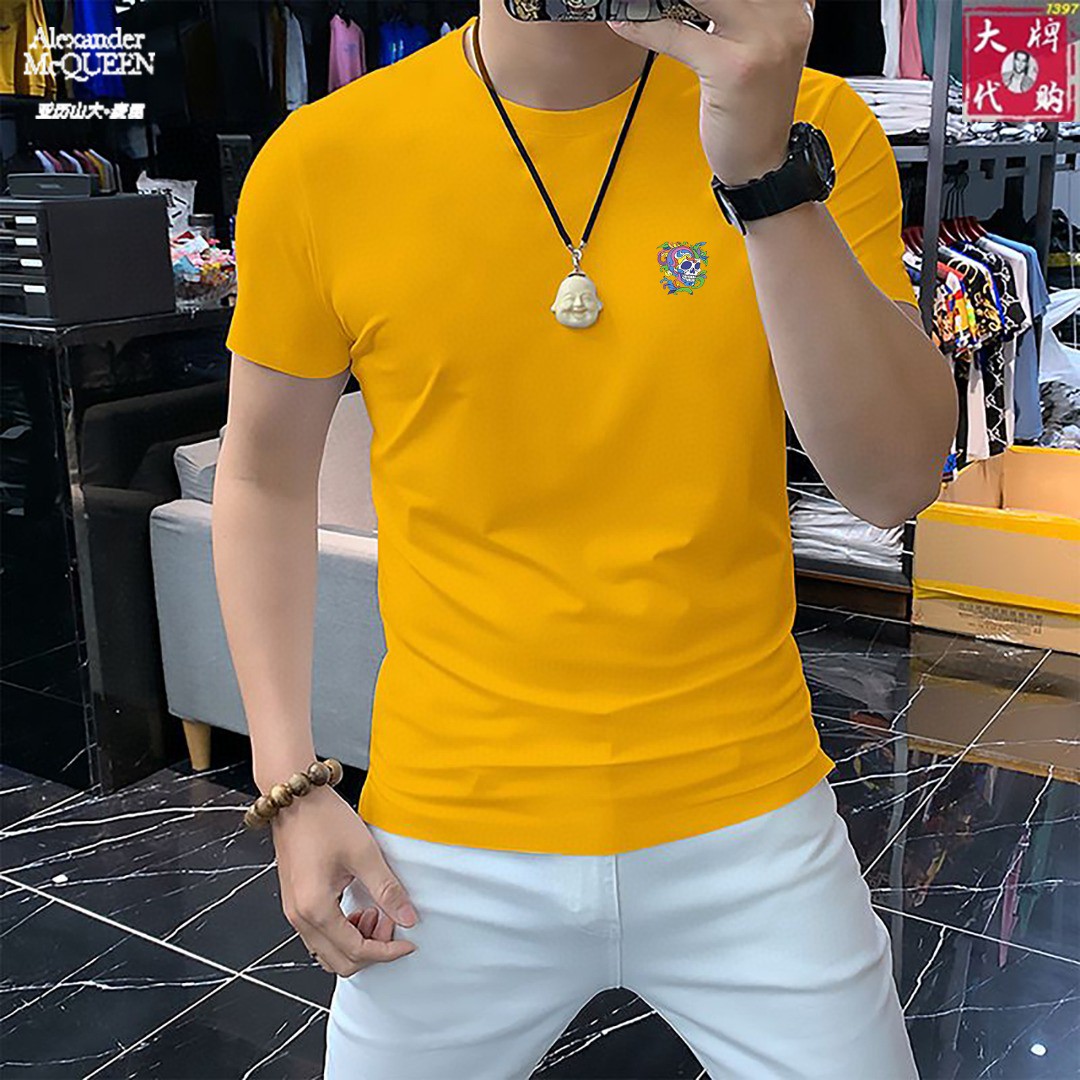 NO:160633,[King Alexander] New summer style mercerated fabric short-sleeved t-shirt, the world's top men's clothing, simple and fashionable, calm and versatile, atmospheric and elegant, extremely comfortable and comfortable experience High-end fabrics, bright colors, ultimate smooth touch, delicate and not easy to wrinkle, luxurious and noble, crisp and stylish, locking needles, high-density sewing, all details are meticulous!  Worth owning.  The maximum number of M-5XL can wear about 210 catties, alexander wang, T-shirt, alexander wang19860909【 亚历山大王】夏季新款 丝光面料短袖t, 全球顶级男装,简约时尚,从容百搭,大气优雅 极度舒适体验 高端面料 色泽鲜艳 极致顺滑触感 细腻不易起皱 奢华高贵 挺括有型 锁针、高密度缝制,一切的细节处理一丝不苟！值得拥有．码数M-5XL 最大可穿210斤左右,,alexander wang,T-shirt,alexander wang,Men's clothing