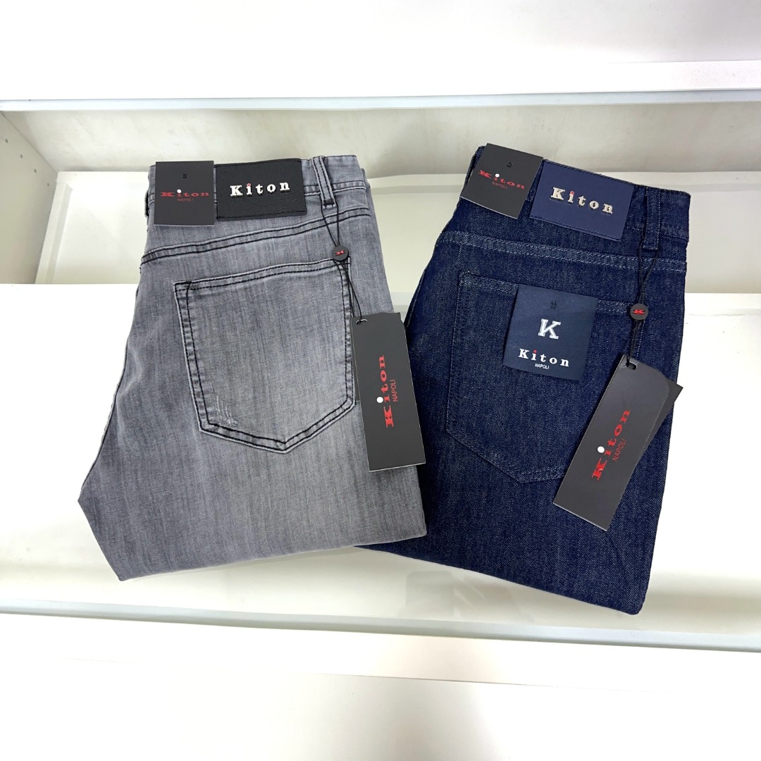 NO:160648,Kiton hits, new styles and new products available for sale in the counter. The original jeans in physical stores are already 1:1 good products for the original products of all ages. The highest version of imported European fabrics in the market is comfortable, soft and skin-friendly, with super cool and stylish upper body effect, a must-have for wardrobe!  Suitable for any occasion Size 29-40, jeans,alexander wang19860909Kiton 爆款来袭 新款新品 专柜有售 实体店已极品牛仔裤专柜原版1:1好货,适合各个年龄段.市场最高版本的欧洲进口面料.舒适柔软亲肤,上身效果超级棒时尚百搭,笔挺有型,衣橱必备！适合任何场合穿着 尺码29-40,,jeans,alexander wang,Men's clothing