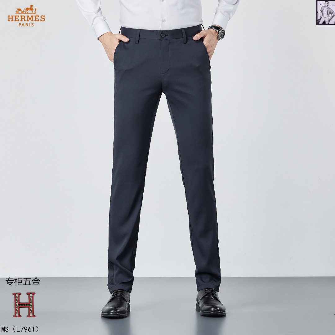 NO:161816,Hermes New fashion style casual pants, no pressure when entering and leaving the store, hot-selling styles for the counter, sharing taste and value, very comfortable to wear, low-key and luxurious, very high-end when worn, no need to say much about the style and cutting of the pants, exquisite and vivid upper body. A truly first-class top-notch material, a truly palace-level casual pants, using Turkish cotton, produce the most famous tannin cloth, excellent quality, heavy washing makes the pants very soft, the straight-footed style is absolutely stylish and extremely luxurious!  Size 29-40, hermes, hermes, alexander wang19860909Hermes 爱马仕 新款时尚大爆款休闲裤西裤,出入专卖店无压力 专柜热销款 品味与价值共享身穿着非常舒适 低调不失奢华 穿出去非常有档次,裤型款式和裁剪亦无需多言 上身精致跃然.真正一等一顶级质料 真正殿堂级的休闲裤 选用土耳其的棉花 生产出最有名的单宁布 品质卓然 经过重水洗使得裤子很柔软 直脚的版型不挑人上身绝对的有型 极度奢华！尺码29-40,,hermes,hermes,alexander wang,Men's clothing