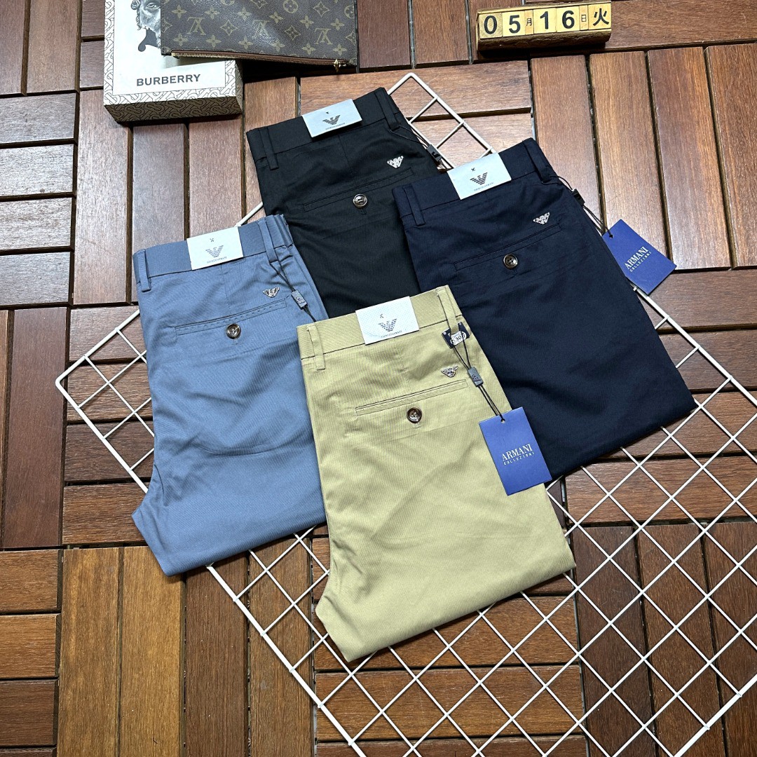 NO:466931,Armani New style and new products available in counters. The original 1:1 product for physical store top casual pants, suitable for all ages. The highest version of European imported fabrics is comfortable, soft and skin-friendly, with super cool and fashionable and versatile, straight and stylish, a must-have for the wardrobe!  Suitable for any occasion Size 29-40, Armani, Armani, Alexander wang19860909Armani 阿玛尼 新款新品 专柜有售 实体店极品休闲裤专柜原版1:1好货,适合各个年龄段.市场最高版本的欧洲进口面料.舒适柔软亲肤,上身效果超级棒时尚百搭,笔挺有型,衣橱必备！适合任何场合穿着 尺码29-40,,armani,armani,alexander wang,Men's clothing
