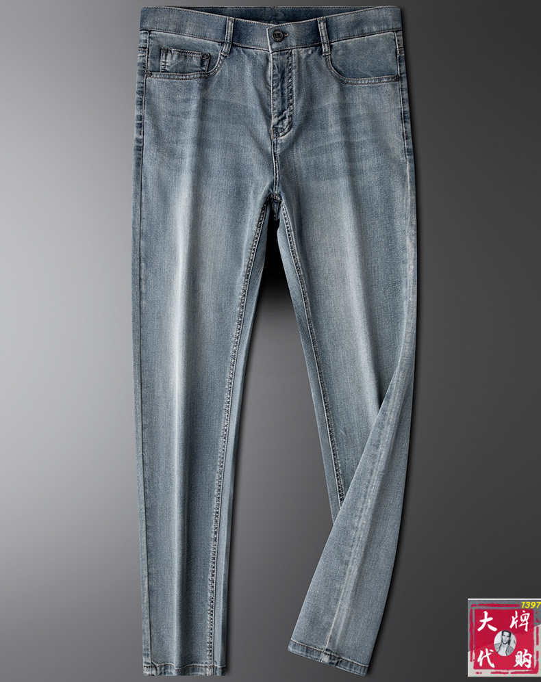 NO:414169,【Valentino】 New spring style, new taste and value sharing, popular casual pants, very comfortable to wear, low-key and luxurious, very classy when worn, no need to say much about the style and cutting of the pants, the upper body is exquisite and vivid. The truly first-class quality is the real palace-grade casual pants, which are made of Turkey's cotton, produce the most famous tannin cloth. The quality is excellent, and the pants are soft after heavy washing!  The straight-footed style is not picky, the upper body is absolutely stylish, the expert design is extremely luxurious.  Count 29-40, valentino, valentino, alexander wang19860909【 Valentino 华伦天奴】 春季新款 全新品味与价值共享 爆款休闲裤 身穿着非常舒适 低调不失奢华 穿出去非常有档次,裤型款式和裁剪亦无需多言 上身精致跃然.真正一等一顶级质料 真正殿堂级的休闲裤,选用土耳其的棉花 生产出最有名的单宁布 品质卓然,经过重水洗使得裤子很柔软！直脚的版型 不挑人 上身绝对的有型 达人设计 极度奢华．码数29-40,,valentino,valentino,alexander wang,Men's clothing