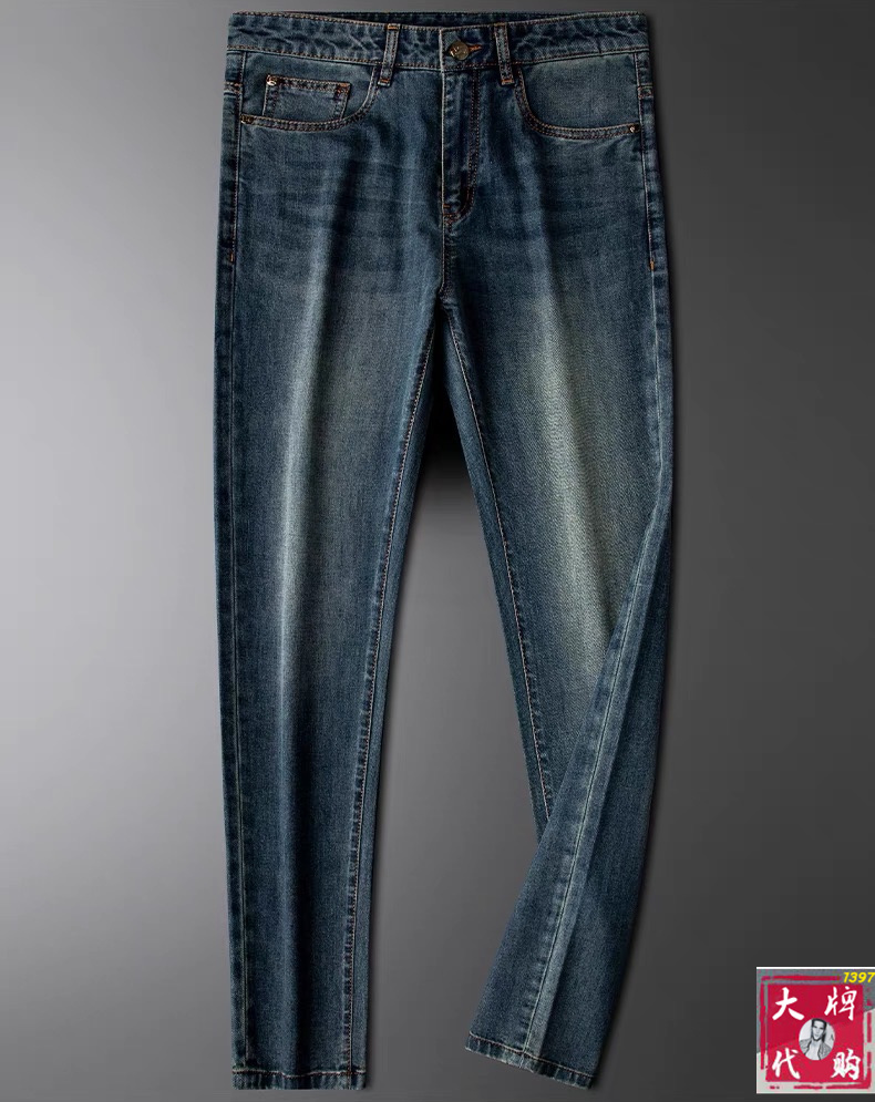 NO:414204,【Burberry】 New spring style, new taste and value sharing, popular casual pants, very comfortable to wear, low-key and luxurious, very classy when worn, no need to say much about the style and cutting of the pants, the upper body is exquisite and vivid. The truly first-class quality is the real palace-grade casual pants, which are made of Turkish cotton, produce the most famous tannin cloth. The quality is excellent, and the pants are soft after heavy washing!  The straight-footed style is not picky, the upper body is absolutely stylish, the expert design is extremely luxurious.  29-40, burberry, burberry, alexander wang19860909【 Burberry 巴宝莉】 春季新款 全新品味与价值共享 爆款休闲裤 身穿着非常舒适 低调不失奢华 穿出去非常有档次,裤型款式和裁剪亦无需多言 上身精致跃然.真正一等一顶级质料 真正殿堂级的休闲裤,选用土耳其的棉花 生产出最有名的单宁布 品质卓然,经过重水洗使得裤子很柔软！直脚的版型 不挑人 上身绝对的有型 达人设计 极度奢华．码数29-40,,burberry,burberry,alexander wang,Men's clothing