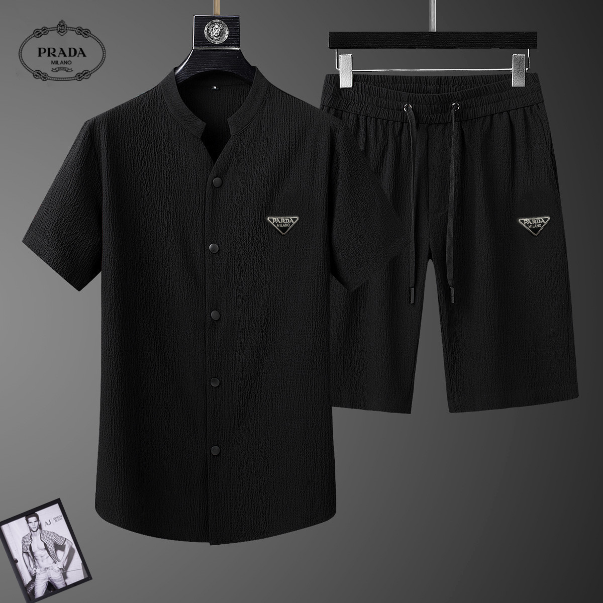 NO:414148,【Prada】New Summer Shorts Set!  Mercerated cotton and linen fabric!  Exclusive first new product, the official website synchronizes the Milan catwalk style, the top quality products in real photography (standard number of codes! The latest top official website original list, brand new experience, three-dimensional tailoring, new hardware accessories, delicate and soft feel, comfortable and breathable upper body, big brand style, luxury and atmospheric texture only imported from Italy customization, versatile style, not picky to wear, meticulous workmanship, no pressure to go in and out, absolutely worth a piece of good product! Number of codes M-4XL (can be worn about 200 pounds),, prada, prada, shorts, alexander wang19860909【 Prada 普拉达】夏季新款短裤套装！丝光棉麻面料！独家首发新品 官网同步米兰走秀款 实物拍摄顶级好货（标准码数！最新顶尖官网原单,全新体验 面料立体剪裁 全新五金配件、手感细腻柔软 上身舒适透气 大牌风范 奢华大气 进口意大利定制才有的质感 百搭款式 穿着不挑人 ,做工精细一丝不苟 ,出入无压力 绝对值得人手一件的好货！码数M-4XL（可穿200斤左右）,,prada,prada,shorts,alexander wang,Men's clothing