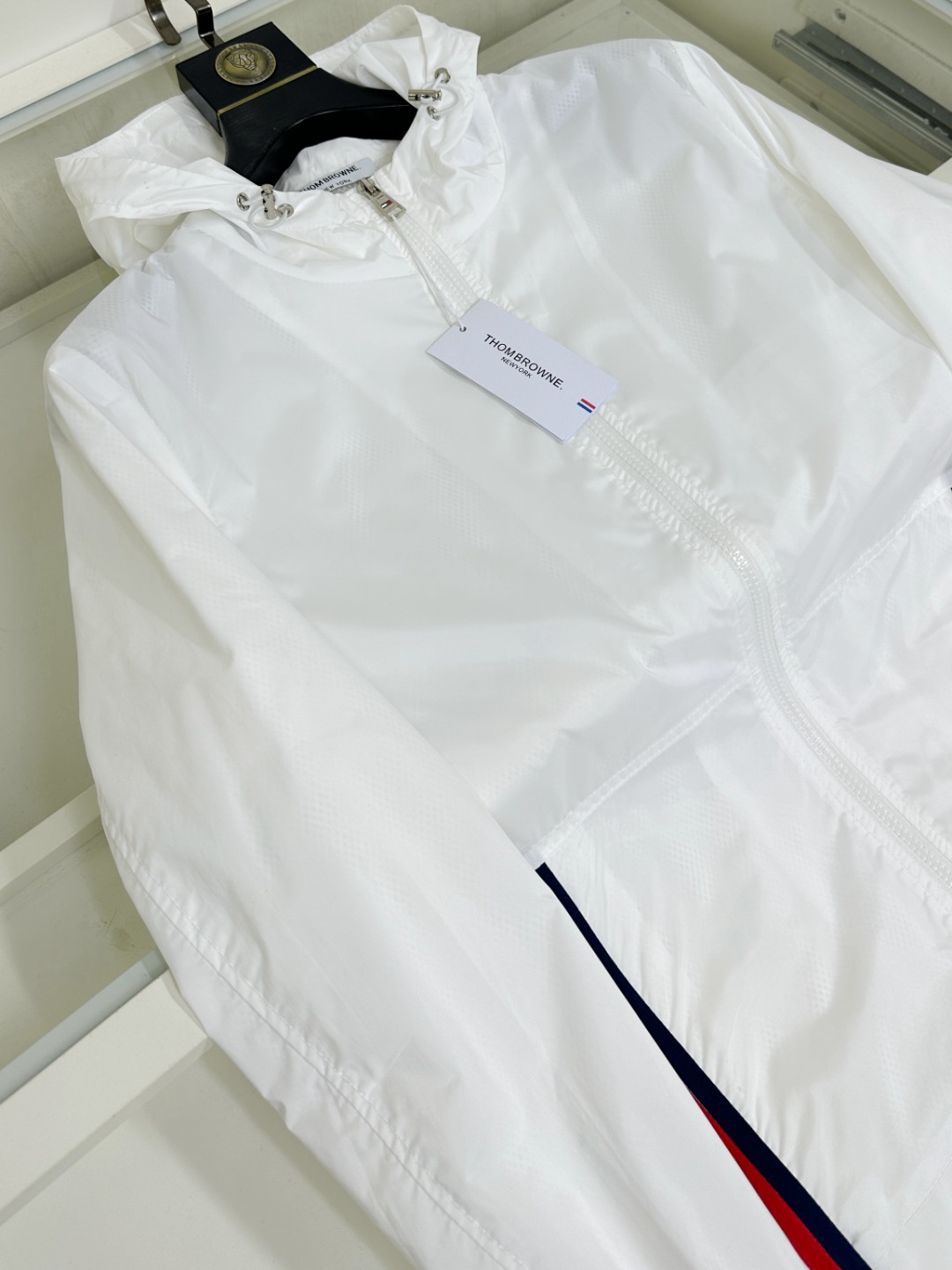 Tomblan Spring and Summer Sunproof Suit with High-Tech Fabric and Stylish Design - 图片 4