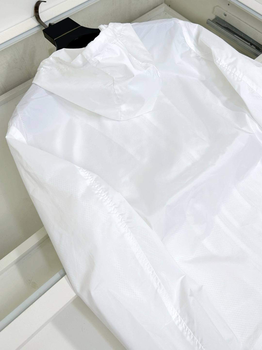 Tomblan Spring and Summer Sunproof Suit with High-Tech Fabric and Stylish Design - 图片 5