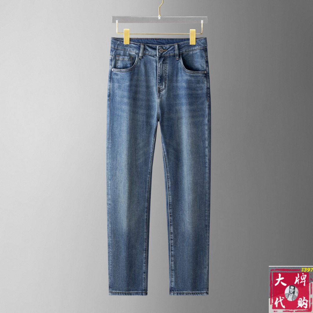 NO:421182,LV Louis Vuitton customized high-quality fashionable jeans. Super versatile style. Exclusive customization-imported high-end high-density cotton fabric, close and comfortable, super beautiful style, upper body and long legs, impeccable inner and line, you can attend any occasion, again emphasize that the fabric is very, very classy! First-class workmanship and texture! The details are exquisite and exquisite, and quite ingenious! You deserve it! 30-38, louis vuitton,louis vuitton,jeans,alexander wang19860909LV 路易威登 订制高品质时尚牛仔裤.超级百搭款.独家定制-进口高端高密度精棉面料,贴身舒适,超靓版型、上身显腿修长,內里,走线都无可挑剔,任何场合都可出席,再次强调面料非常非常显档次！做工、质感一流！细节精致考究,颇具匠心！ 您值得拥有！ 码数30-38,,louis vuitton,louis vuitton,jeans,alexander wang,Men's clothing