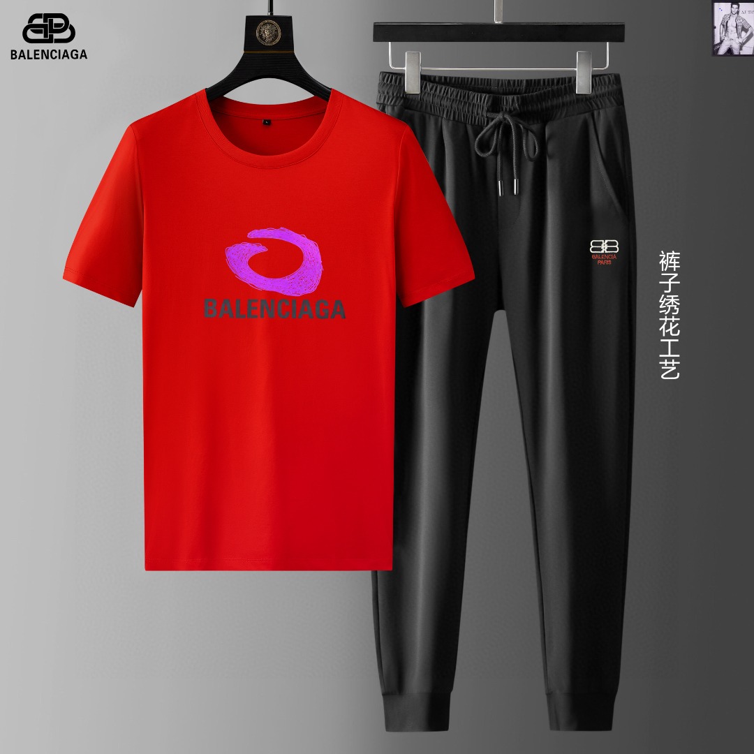 NO:481240,【Balenciaga】New summer set!  High-end custom fabrics!  Exclusive first new product, the official website synchronizes the Milan catwalk model, and the physical shot is the standard number of top-quality goods!  The latest top official website original list, a new experience, three-dimensional fabric tailoring, new hardware accessories, delicate and soft feel, comfortable and breathable upper body, big brand style, luxury and atmospheric, texture only custom imported from Italy, versatile style, not picky to wear, meticulous workmanship, no pressure to go in and out, absolutely a good product worth everyone!  Code number M-4XL, balenciaga, balenciaga, alexander wang19860909【 Balenciaga 巴黎世家】夏季新款套装！高端定制面料！独家首发新品 ,官网同步米兰走秀款 实物拍摄顶级好货标准码数！最新顶尖官网原单,全新体验 面料立体剪裁 全新五金配件、手感细腻柔软 上身舒适透气 大牌风范 奢华大气 进口意大利定制才有的质感 百搭款式 穿着不挑人 ,做工精细一丝不苟 ,出入无压力 绝对值得人手一件的好货！码数M-4XL,,balenciaga,balenciaga,alexander wang,Men's clothing