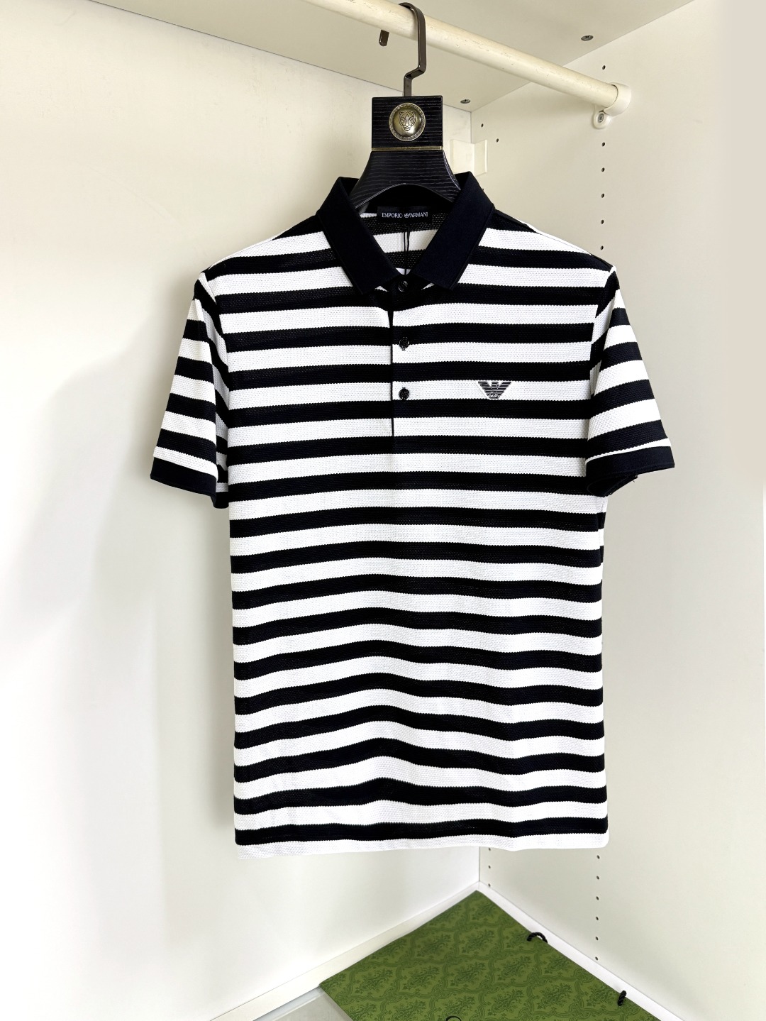 NO:481419,Armani Armani Fat Brother Gospel Maximum 4XL can wear 200 catties summer new versatile fashion Polo lapel business short sleeves Xinjiang long latte cotton fabric soft comfortable and breathable brand element design concept reflects high quality. It feels delicate and soft!  It is casually cut, with a great upper body style!  Code number M-4XL, armani, armani, T-shirt, alexander wang19860909Armani阿玛尼胖哥福音最大4XL可穿200斤夏款新款百搭时尚Polo翻领商务短袖 新疆长绒棉 面料柔软舒适透气 品牌元素设计理念,体现高品质.手感细腻柔软！呈现休闲裁剪,上身版型超赞！ 码数M-4XL,,armani,armani,T-shirt,alexander wang,Men's clothing