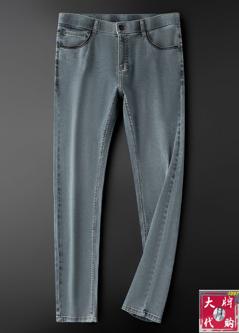 NO:489428,[Dougabanna] New summer style, new taste and value sharing, popular jeans, very comfortable to wear, low-key and luxurious, very classy when worn, no need to say much about the trouser style and cutting, the upper body is exquisite and vivid. The truly first-class quality, the truly palace-grade jeans, using Turkish cotton, produce the most famous tannin cloth, excellent quality, heavy washing makes the pants very soft!  The straight-footed style is not picky, the upper body is absolutely stylish, the expert design is extremely luxurious.  29-40, Dolce & Gabbana, jeans, alexander wang19860909【杜嘉班纳】 夏季新款 全新品味与价值共享 爆款牛仔裤 身穿着非常舒适 低调不失奢华 穿出去非常有档次,裤型款式和裁剪亦无需多言 上身精致跃然.真正一等一顶级质料 真正殿堂级的牛仔裤,选用土耳其的棉花 生产出最有名的单宁布 品质卓然,经过重水洗使得裤子很柔软！直脚的版型 不挑人 上身绝对的有型 达人设计 极度奢华．码数29-40,,Dolce&Gabbana,jeans,alexander wang,Men's clothing