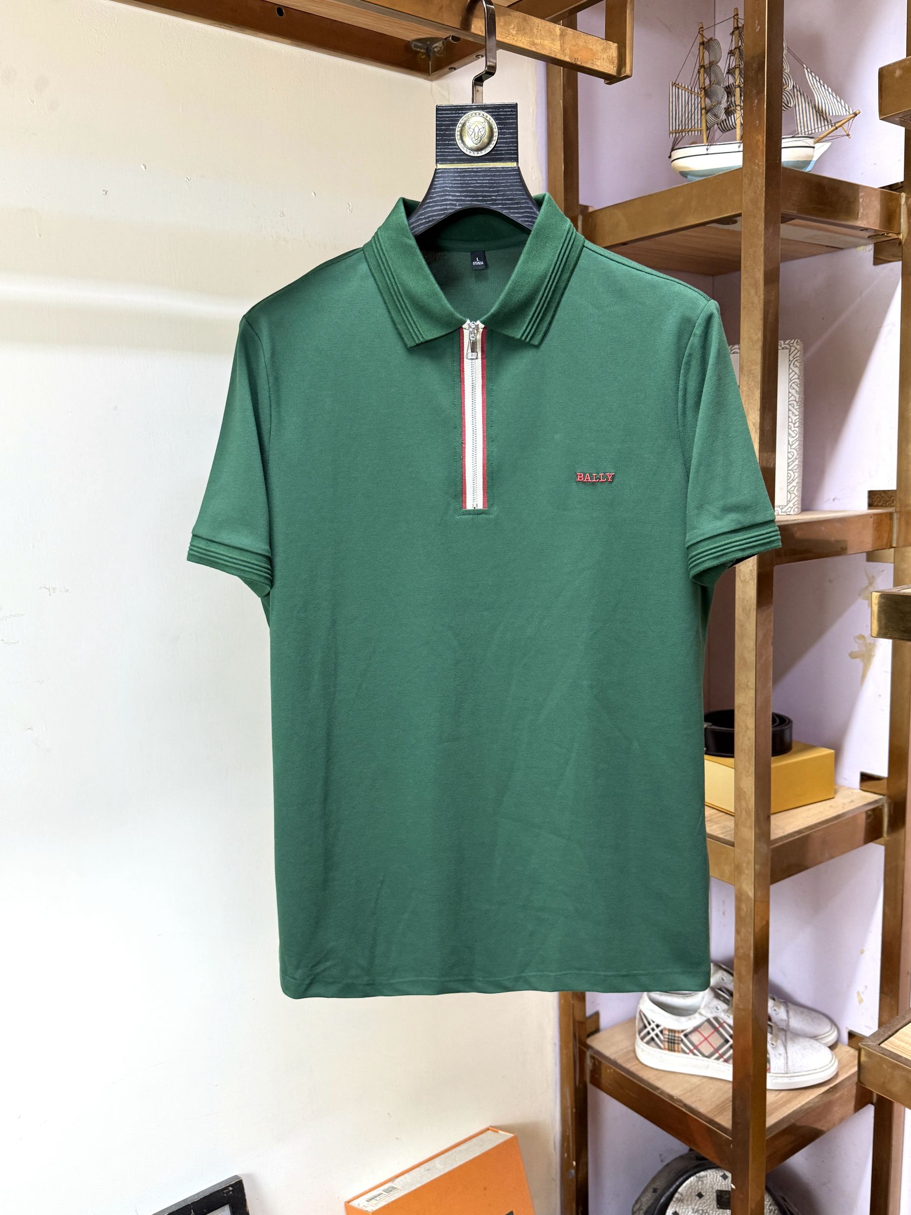 NO:513886,Bally Bally Pang Ge Gospel Maximum 4XL can wear 200 catties summer new versatile and fashionable Polo lapel business short sleeves Xinjiang long latte cotton fabric soft and comfortable breathable brand element design concept reflects high quality. It feels delicate and soft!  It is casually cut, with a great upper body style!  Code number M-4XL, ballly, T-shirt, alexander wang19860909Bally巴利胖哥福音最大4XL可穿200斤夏款新款百搭时尚Polo翻领商务短袖 新疆长绒棉 面料柔软舒适透气 品牌元素设计理念,体现高品质.手感细腻柔软！呈现休闲裁剪,上身版型超赞！ 码数M-4XL,,bally,T-shirt,alexander wang,Men's clothing