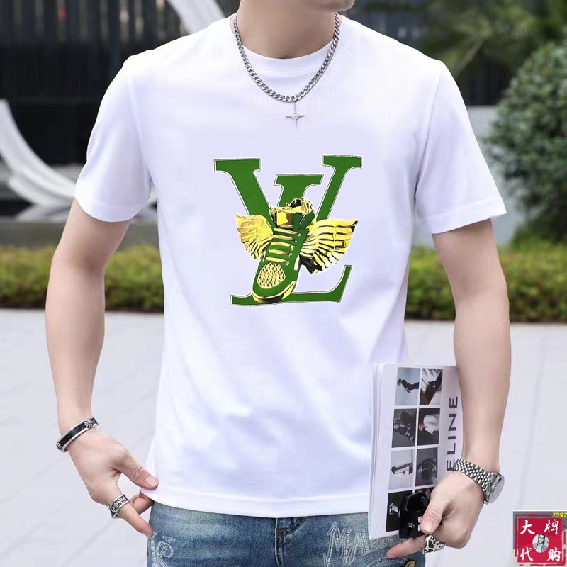 NO:514988,LV Louis Vuitton Fat Brother Gospel Max 4XL wears up to 200 catties top-grade round neck short sleeve high-end custom versatile styles, anyone can easily control it. The fabric is fully customized craftsmanship, the latest logo design of the luxurious classic brand on the chest, which is very high-end and those who understand goods must enter!  The style and tailoring are slim styles, which are very exquisite, showing aura and highlighting the exquisiteness of business men. This is the unique feature, the right slim fit, and the upper body effect is very good!  Size M-4XL, louis vuitton,louis vuitton,t-shirt,alexander wang19860909LV 路易威登 胖哥福音最大4XL穿到200斤顶级圆领短袖高级定制百搭款式 任何人都可以轻松驾驭 面料全订制工艺 胸前奢华经典品牌最新logo设计,非常显档次懂货的必须入！版型剪裁属于修身款 非常精致,显气场,又会凸显商务男士的精致,这就是独到之处,恰到好处的修身,上身效果非常赞！尺码M-4XL,,louis vuitton,louis vuitton,T-shirt,alexander wang,Men's clothing