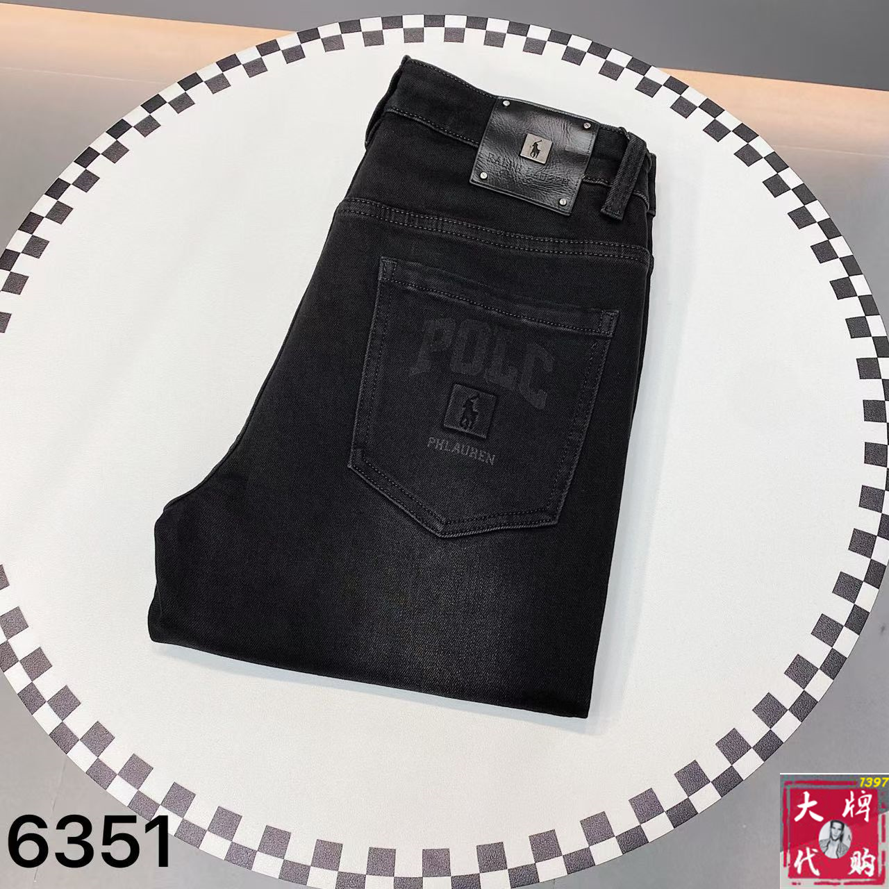 NO:550046,POLO Paul Men's Jeans Original Original Clothing Original Wash Water!  Imported original wash elastic fabrics, complex handicrafts superimposed, any wash process will become a completely different color effect after a few more seconds, so it is more precious, especially long-lasting and odor-resistant... Use the best tannin elastic texture, genuine leather leather cards, high-quality metal accessories... to create a unique and original jeans style!  Original hardware and accessories, super positive style, comfortable and breathable, extremely high grade, counter quality, and handsome upper body. Number of 29-38, jeans, alexander wang19860909POLO 保罗 男士牛仔裤原厂原布原洗水！进口原版水洗弹力面料,复杂的手工艺叠加,任何一个洗水环节多停留几秒都会变成完全不一样的颜色效果,所以越加珍贵,特别持久、耐味…… 选用上乘的丹宁弹力质感,真皮皮牌、高定的金属辅料……打造出独特及原创的牛仔裤款型！原版五金辅料,版型超正,舒适透气,档次极高,专柜品质,上身帅气十足.码数29-38,,jeans,alexander wang,Men's clothing