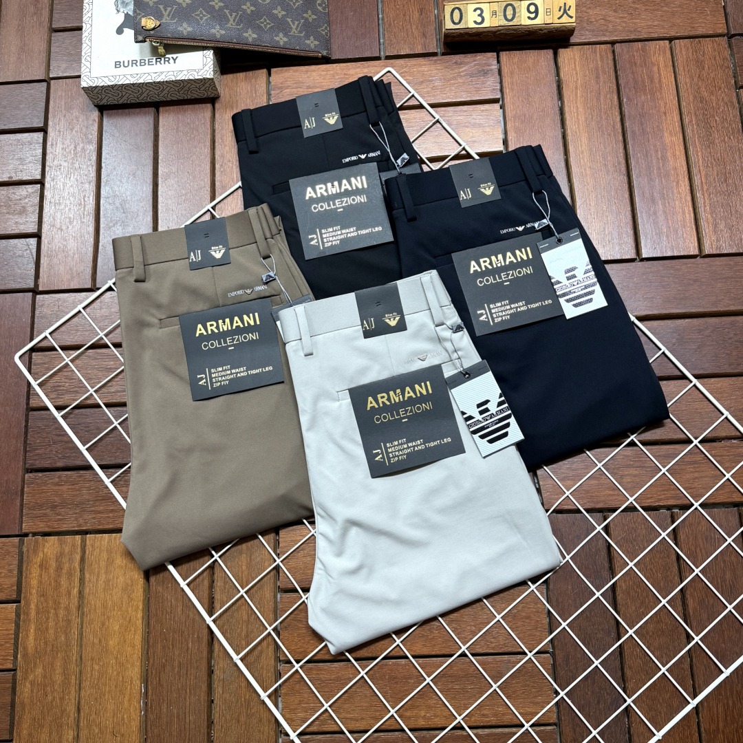 NO:756666,Armani Armani's new product, the best casual pants counter in the physical store, original 1:1 goods, suitable for all ages. The highest version of European imported fabrics on the market. Comfortable, soft and skin-friendly, the upper body effect is super fashionable and versatile, straight and stylish, a wardrobe must-have. Suitable for any occasion. Sizes 29-40,,armani,armani,19860909Armani 阿玛尼新款新品 实体店极品休闲裤专柜原版1:1好货,适合各个年龄段.市场最高版本的欧洲进口面料.舒适柔软亲肤,上身效果超级棒时尚百搭,笔挺有型,衣橱必备.适合任何场合穿着 尺码29-40,,armani,armani,,Men's clothing