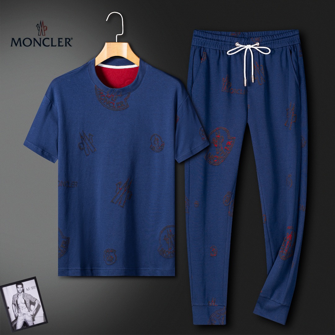 NO:831087,Meng Mouth best-selling short-sleeved suit, exquisite craftsmanship counter fabrics, top-notch elements, classic short-sleeved 3-label complete, fashionable for men, unparalleled in terms of upper body comfort, it can be said to be a summer must-have!  Size M-3XL,,Moncler,T-shirt,19860909蒙口 热销款短袖套装,精致工艺专柜面料,顶级元素融合打造,经典短袖3标齐全,潮男时尚,无论是上身舒适度还是都是无可比拟的存在,可以说是夏日必备！ 码数M-3XL,,Moncler,T-shirt,,Men's clothing