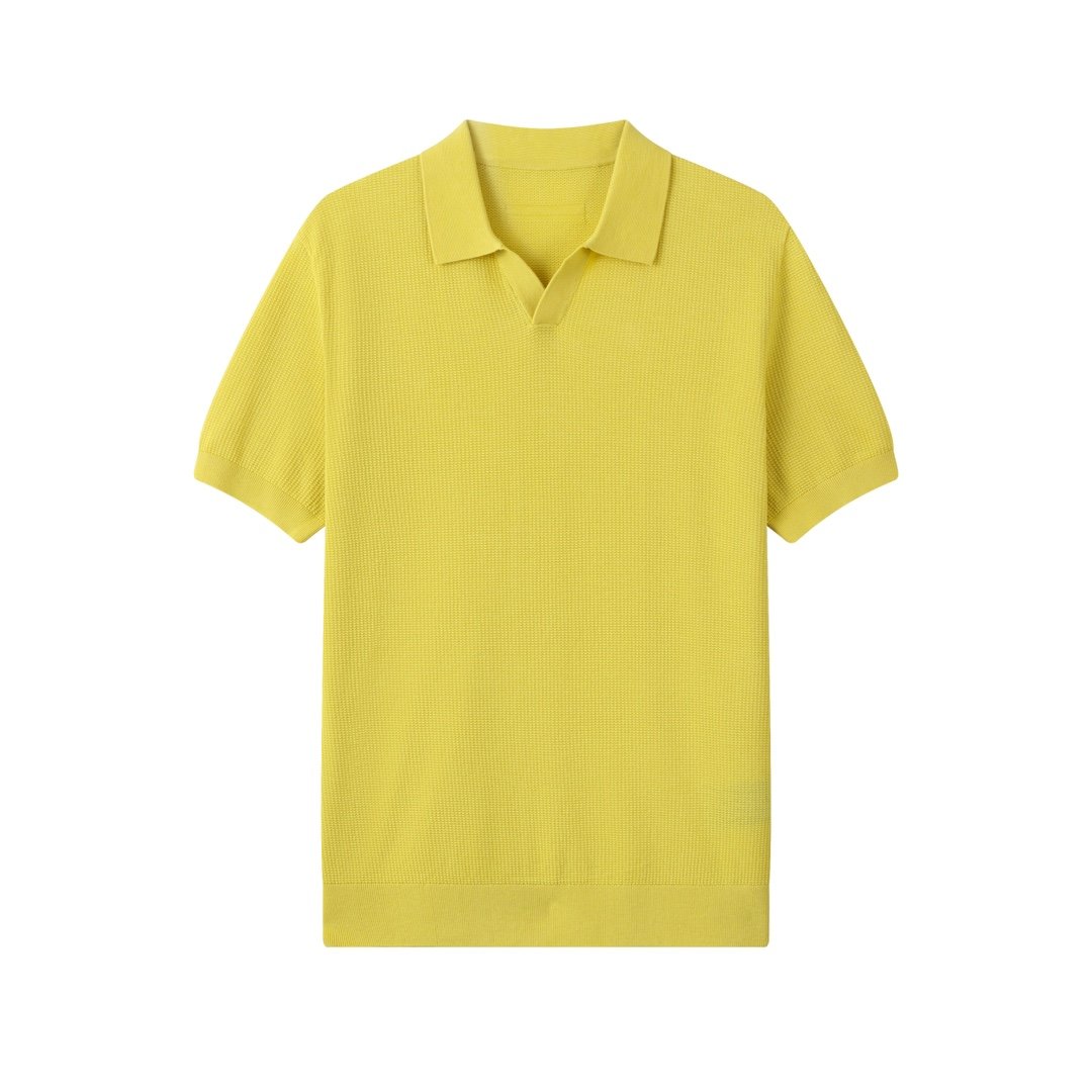 柠檬黄，BGA136zewqs-男款进口Stoll机织立体蜂巢网眼改良POlO领短袖针织衫关于款式及设计：Z家的高端主线系列，面料为王，版型取胜，作为刚需单品而存在的一组短袖针织衫，亲肤体感可以取代常规POLO衫。经典翻领 去扣门襟设计，剪刀V领的Buttonless设计比常规的POLO衫要更精简且更有腔调，可以参考官网模特穿搭，把POLO翻领穿出另一种形态。大身极简，合身微廓，肌理感极强的蜂巢网眼，构建透气舒适的中空结构。领部及门襟做了更高密的四平针织法，更有挺括度且结构稳