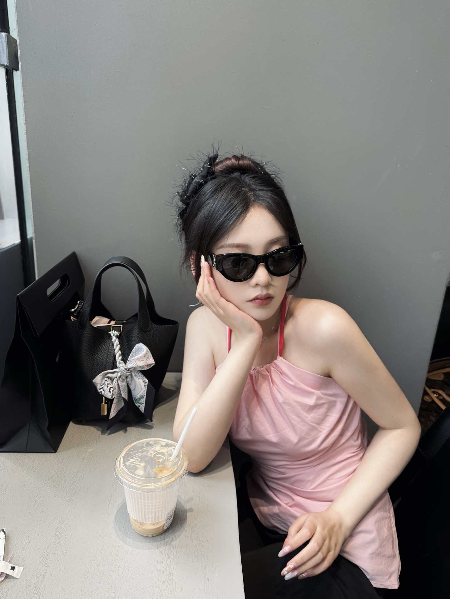Unknown 今日份的黑粉穿搭 |||今天做个甜酷女人吧