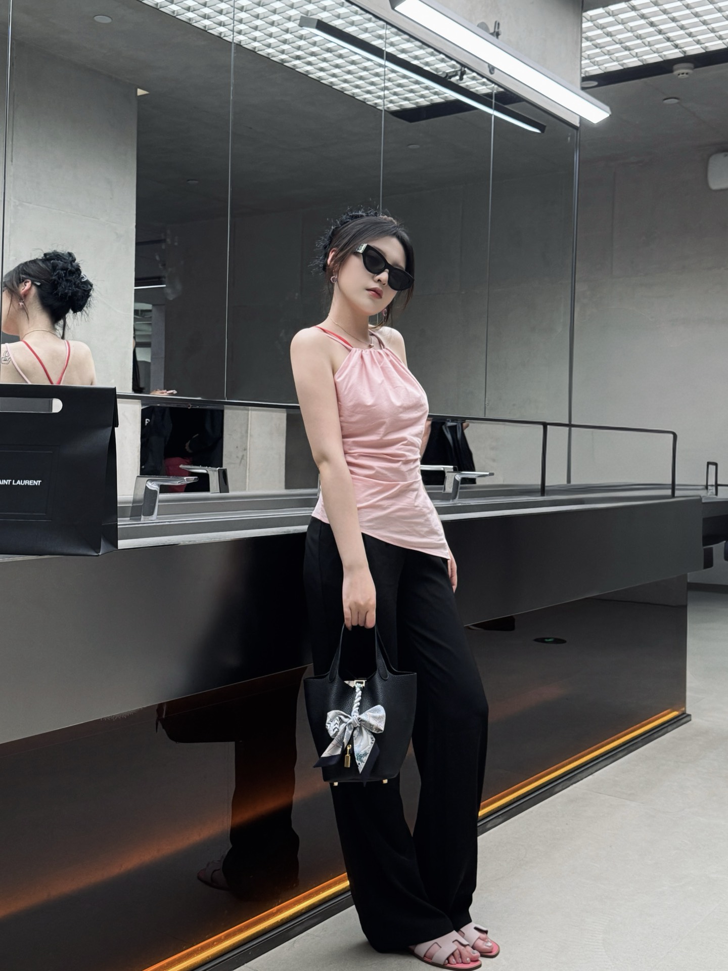 Unknown 今日份的黑粉穿搭 |||今天做个甜酷女人吧